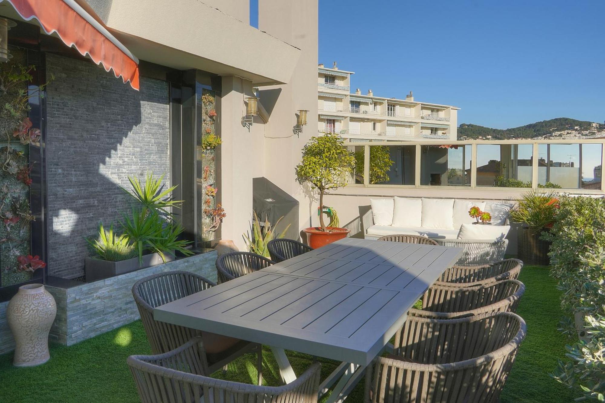 Immogroom -rooftop 150m2 -terrace 150m2 -parking -wifi - Ac *
