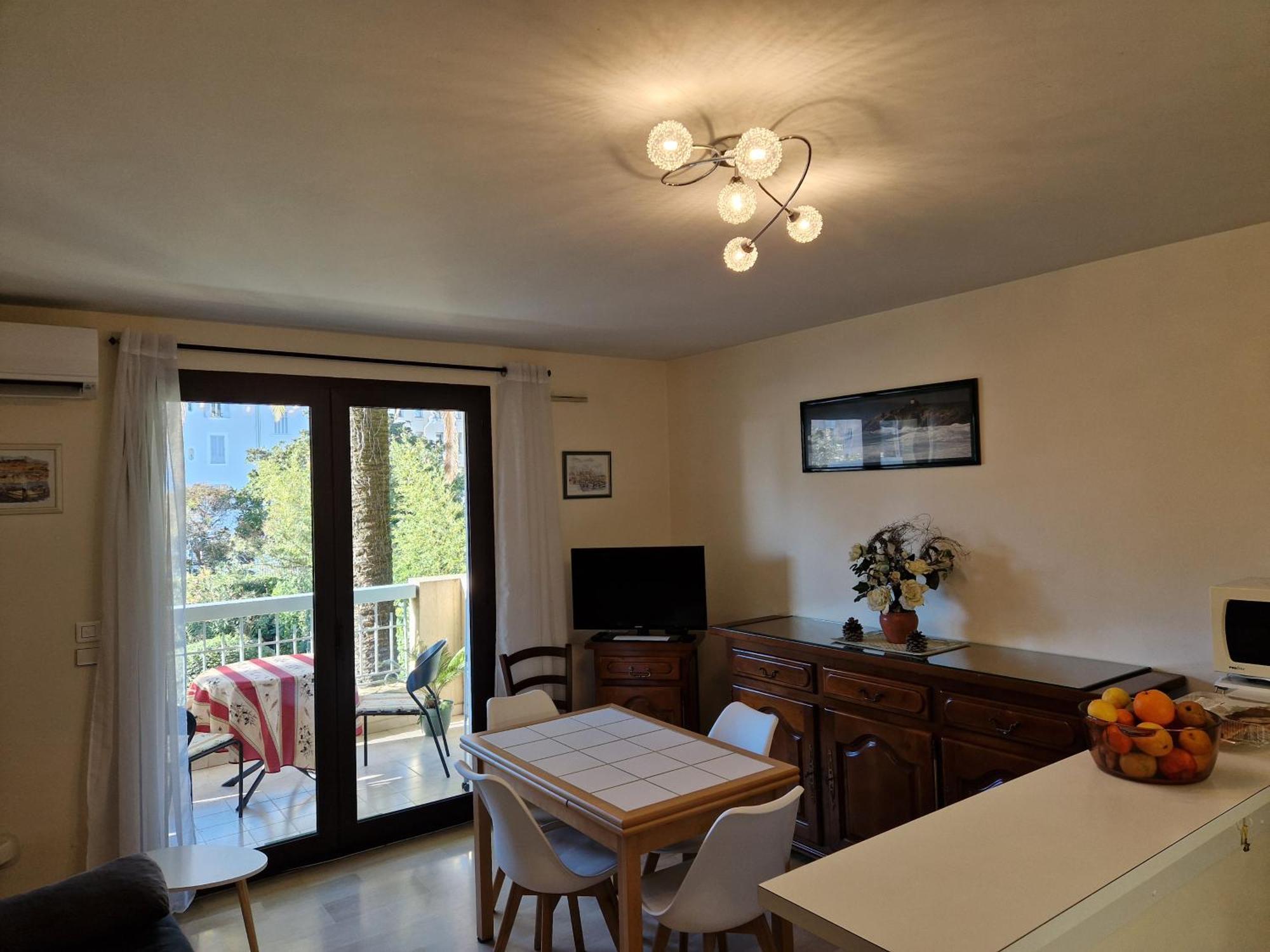 Apartment Pres Croisette Beau 2 Pieces 3 Etoiles Cannes