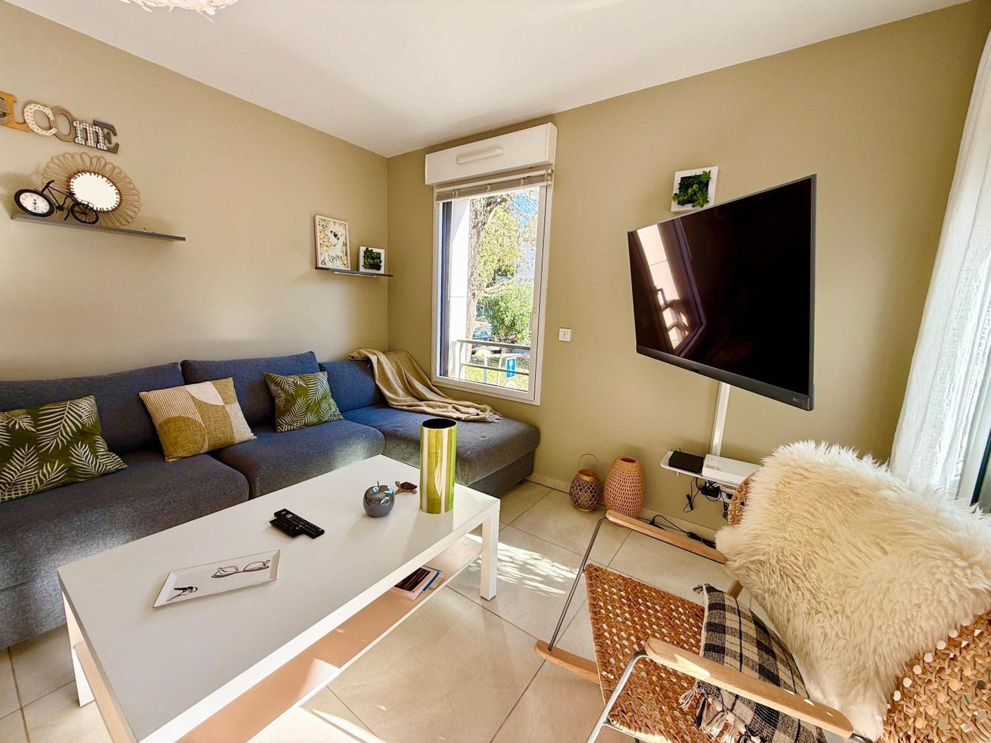 A011-superbe Avec Terrasse Sauna Jacuzzi Cannes