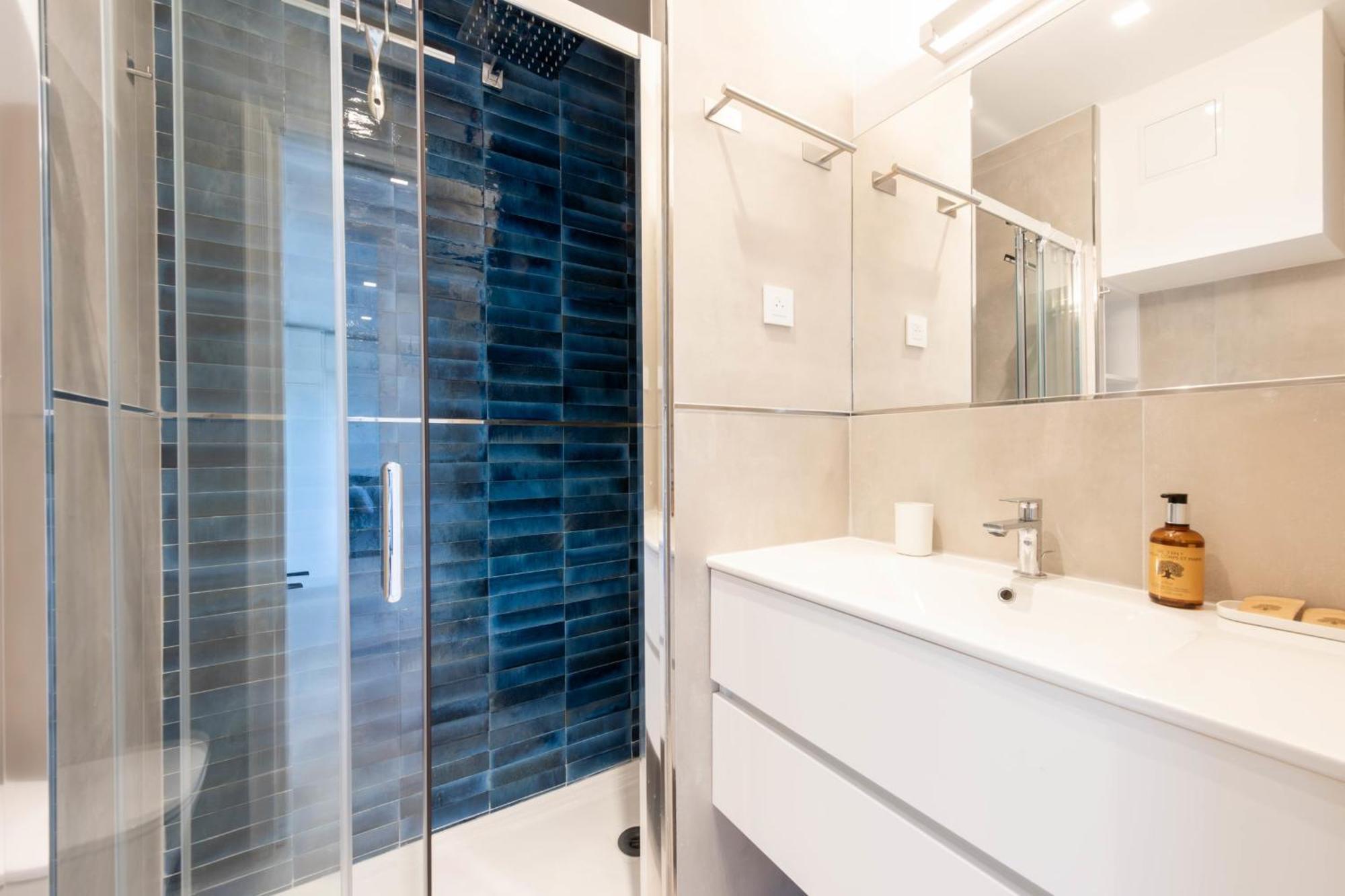 1-br Quiet Area Near Center