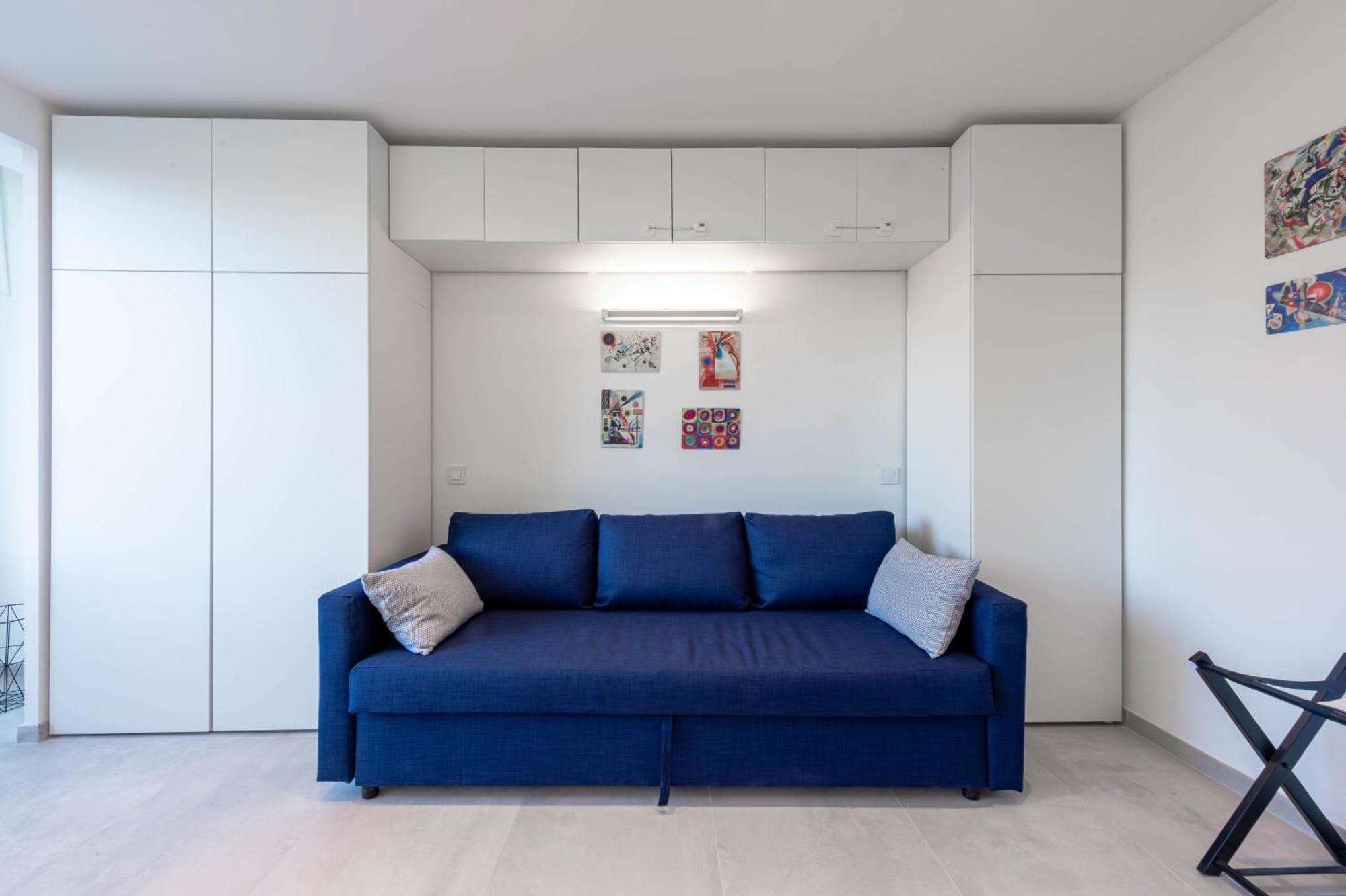 1-br Quiet Area Near Center *