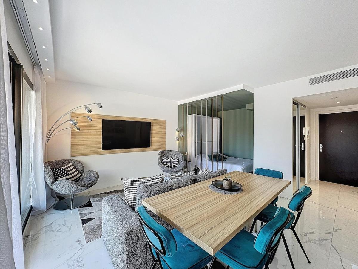 Luxury - Carre D'or - 2 Beds Apartment *