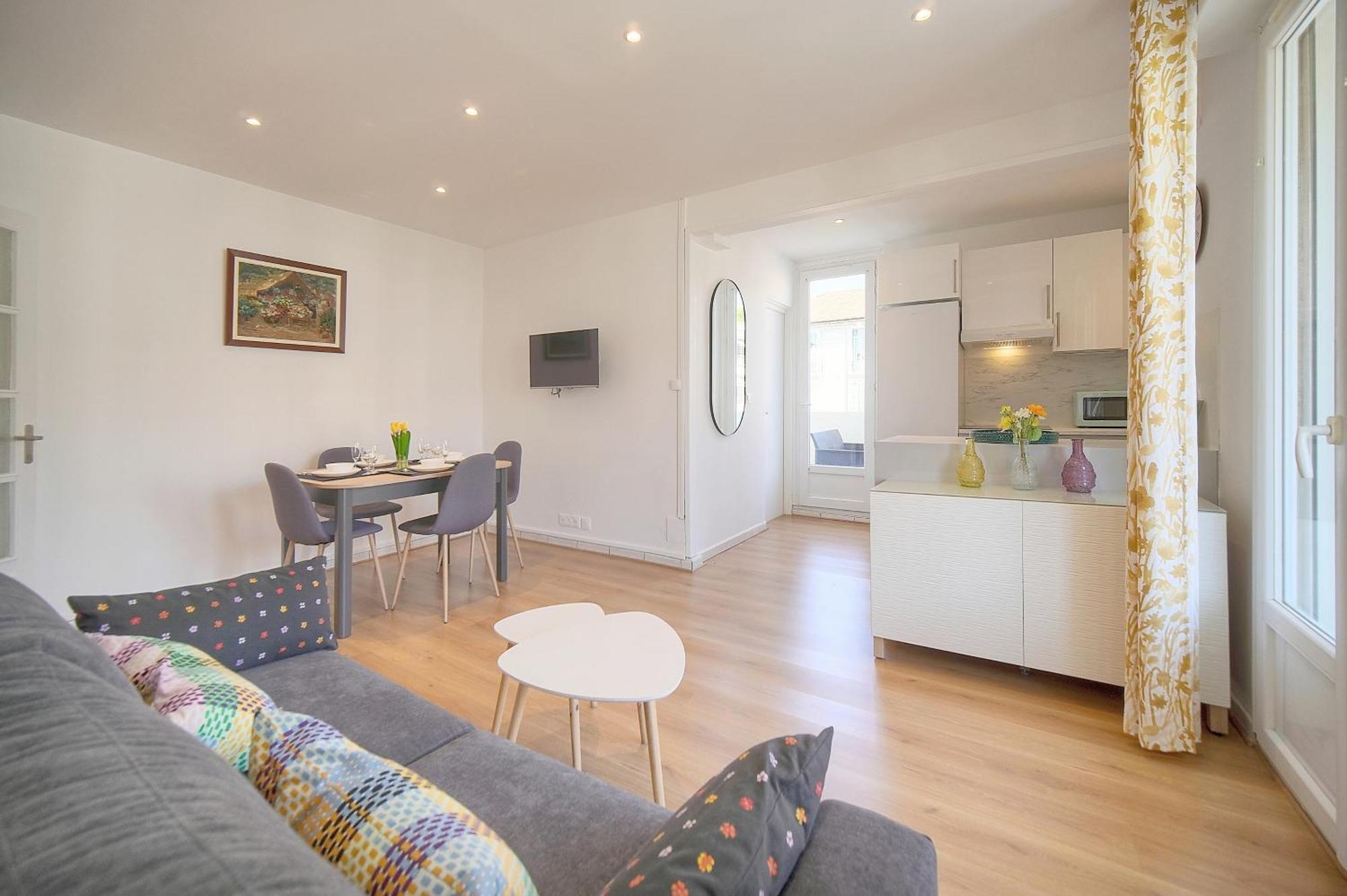Apartment Immogroom - Bright And Modern With A-c