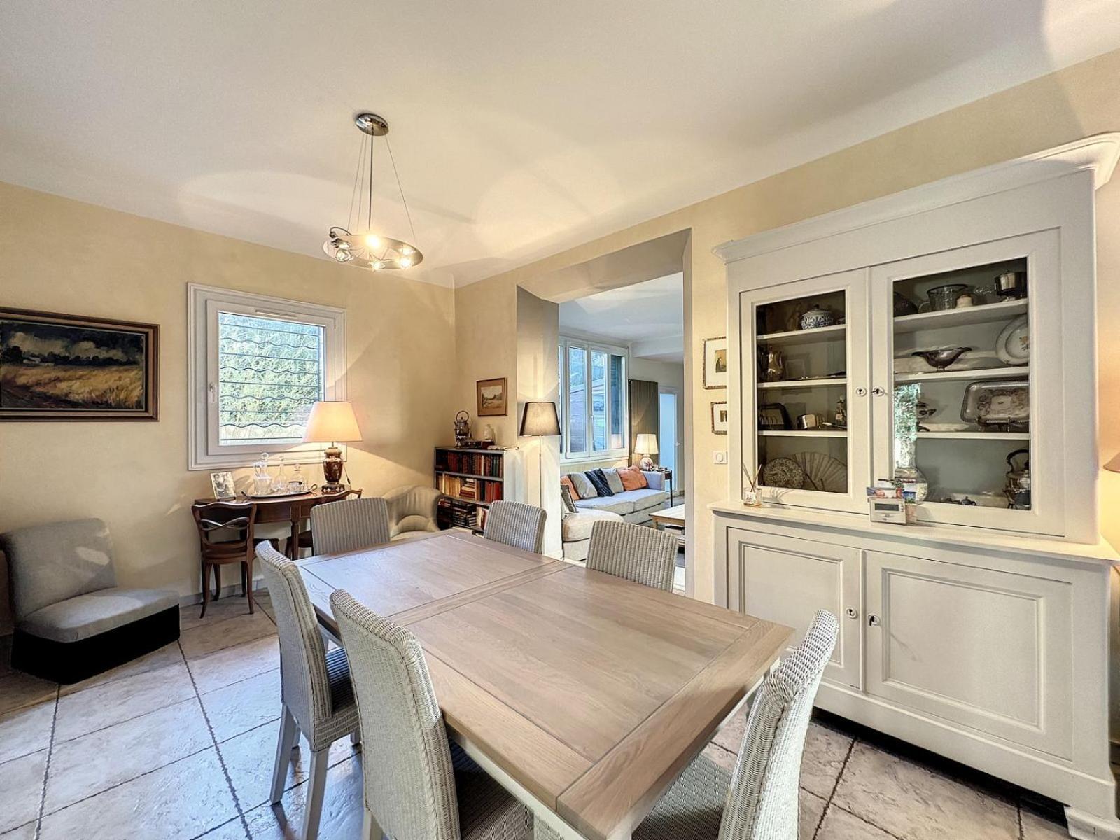 3-bedroom House With Terrace 5 Minutes Walking From La Croisette