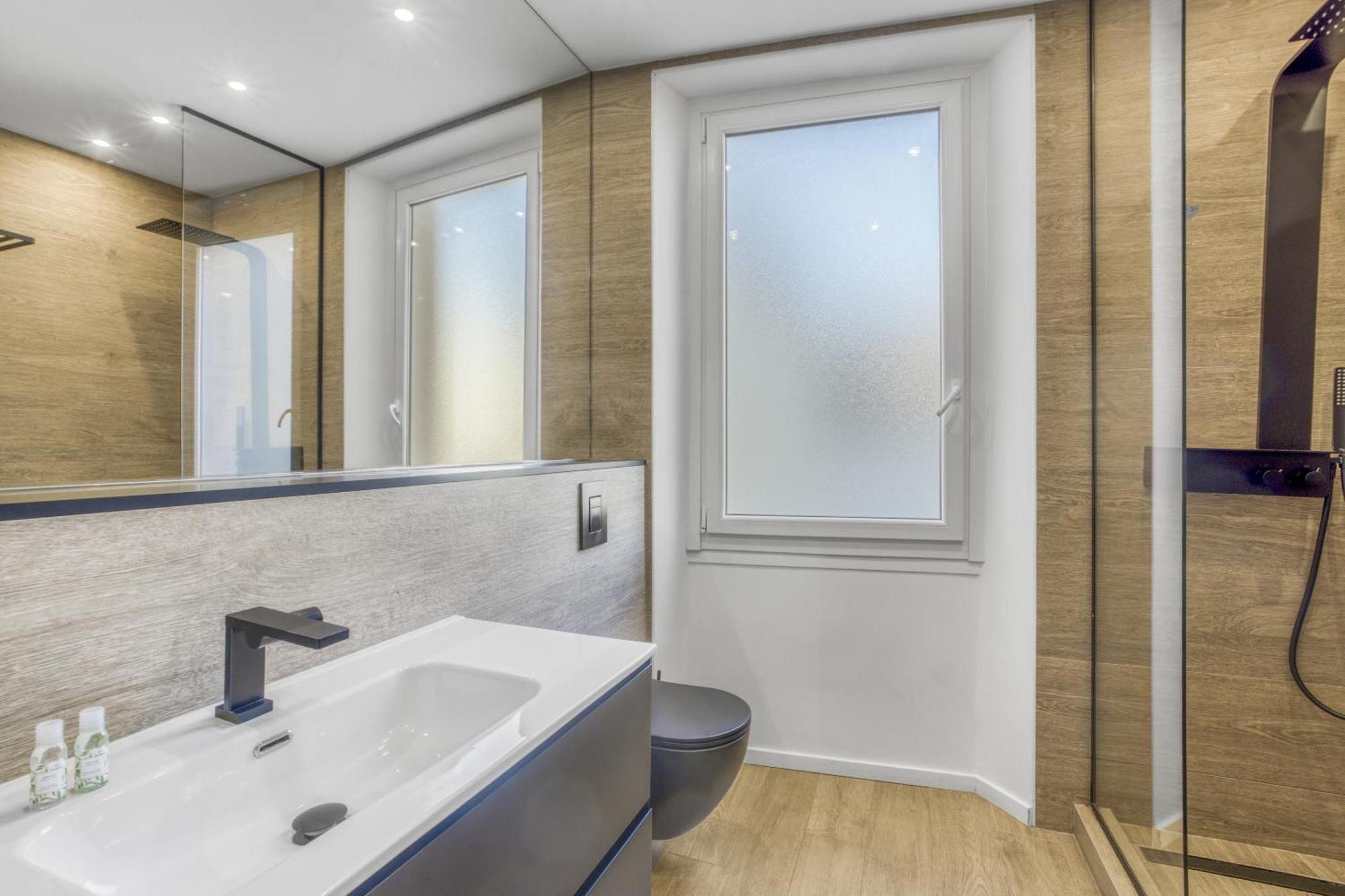 Apartment F4 Notre-dame , Hypercentre A 2 Minutes Du Palais Des Congres *