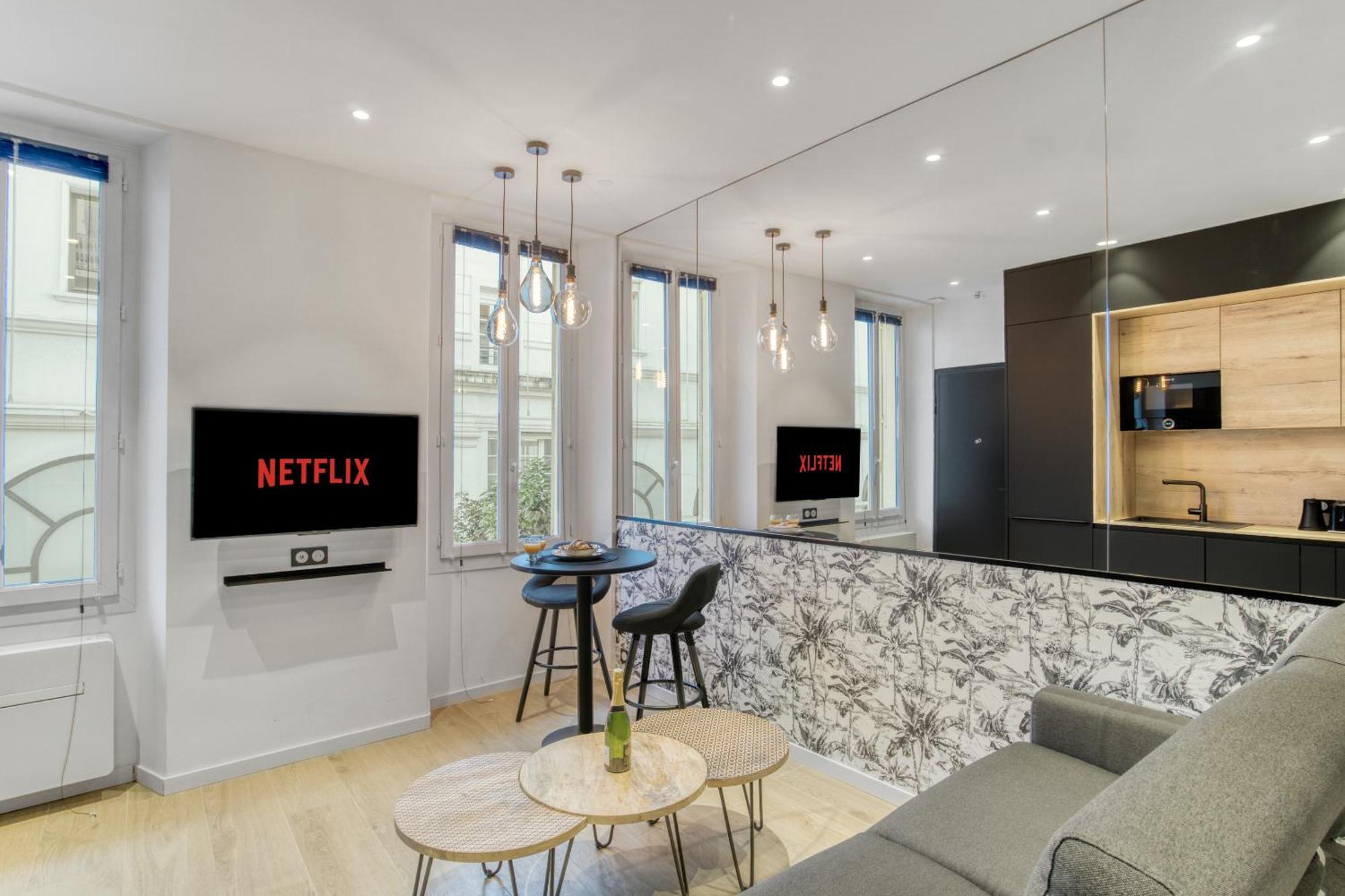 Apartment F2 Rue St Honore D ,hypercentre A 2 Minutes Du Palais Des Congres Cannes