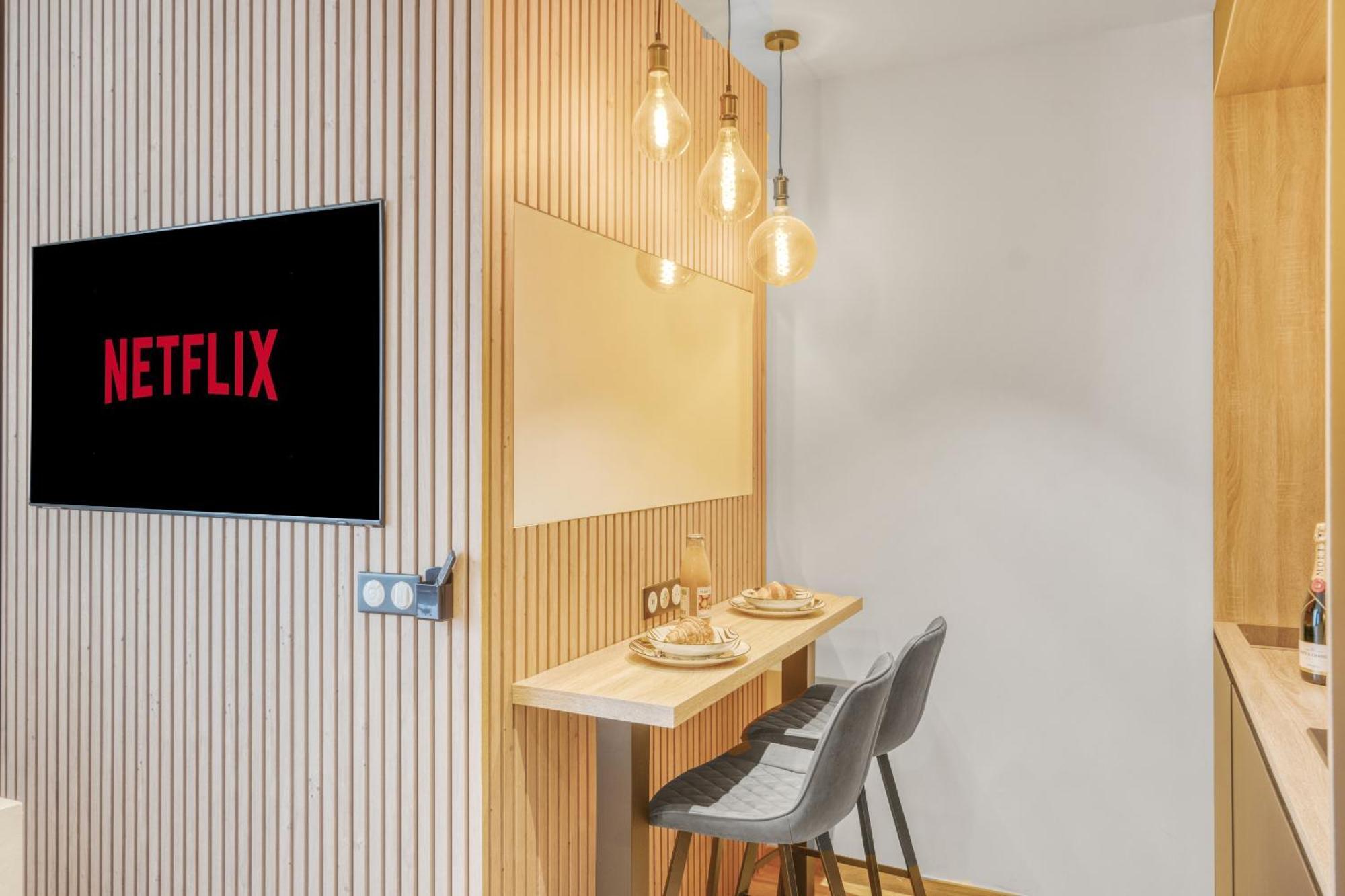 Hypercentre West A 2minutes Du Palais Des Festivals Apartment