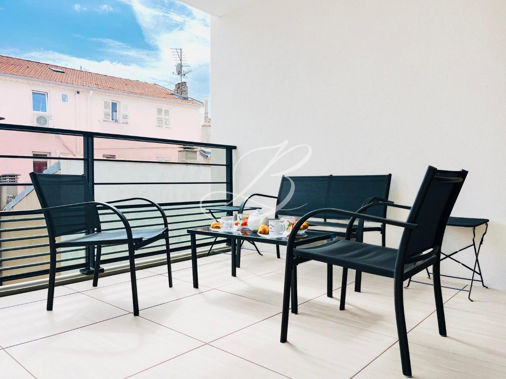 Le Croisette - Close To Palais & Cannes
