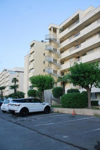 Apartment Face A La Yourhosthelper Cannes