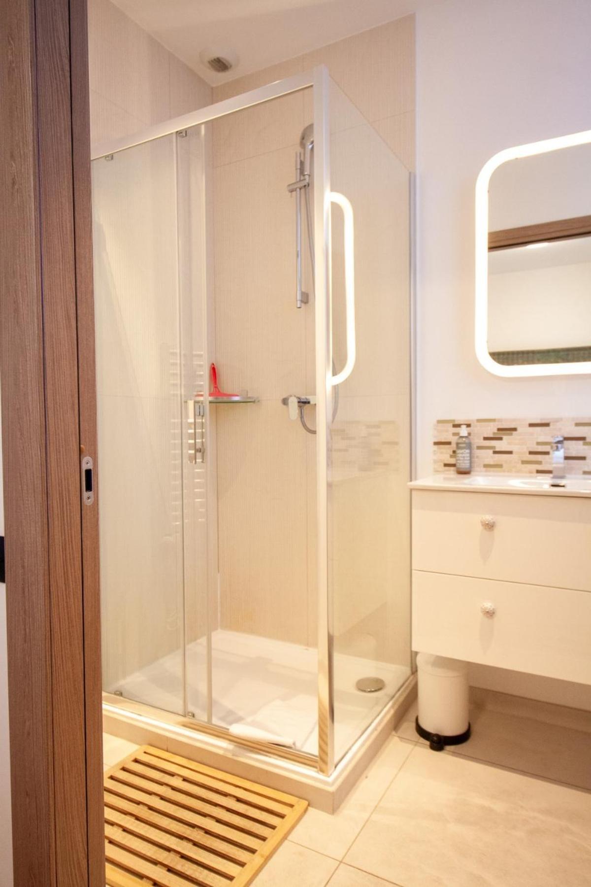 Appartement Stylish & Spacious 2-bed Duplex In