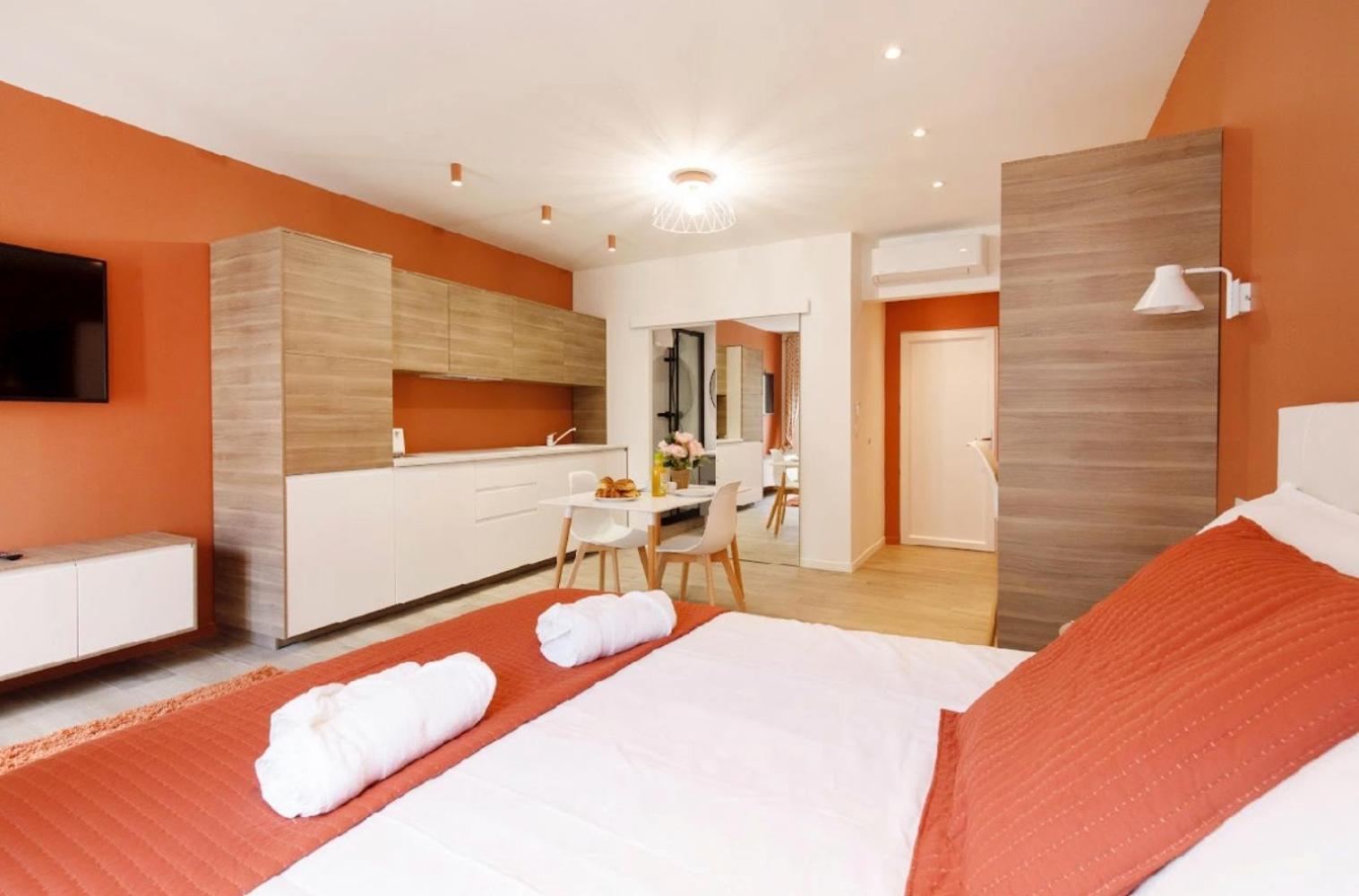 Orange, Hypercentre A 2minutes Du Palais Des Congres Cannes