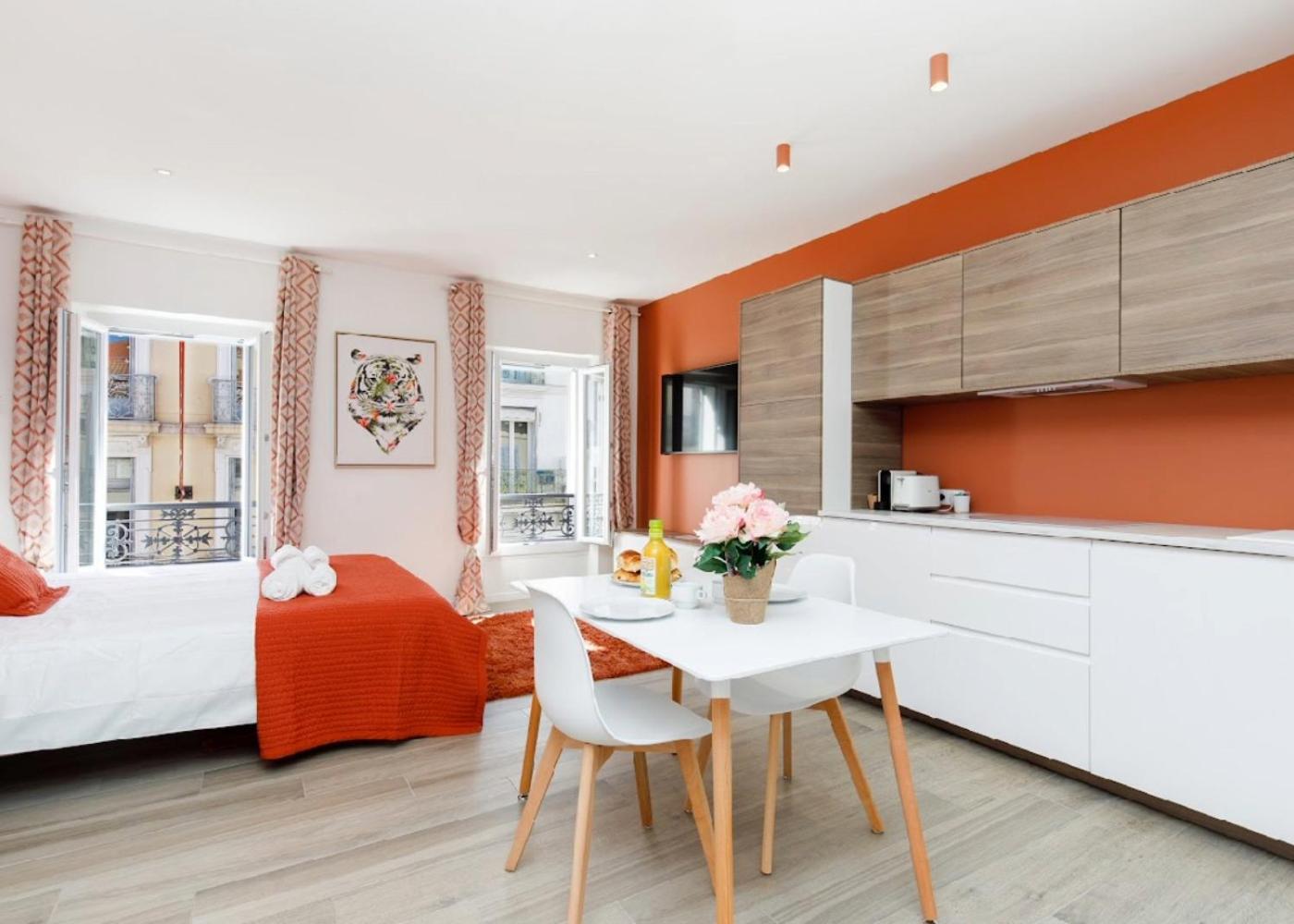 Orange, Hypercentre A 2minutes Du Palais Des Congres Cannes