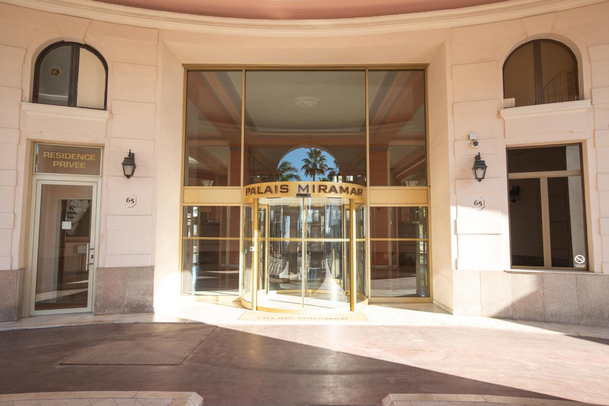 Apartment Palais Miramar With Sea View On La Croisette