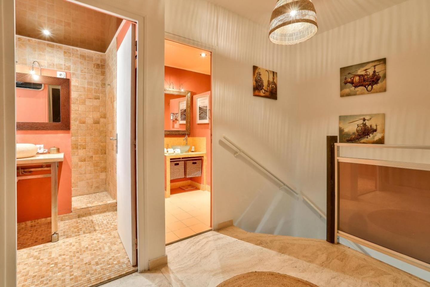 L'ecrin D'azur - Villa, Cinema & A 50m Apartment