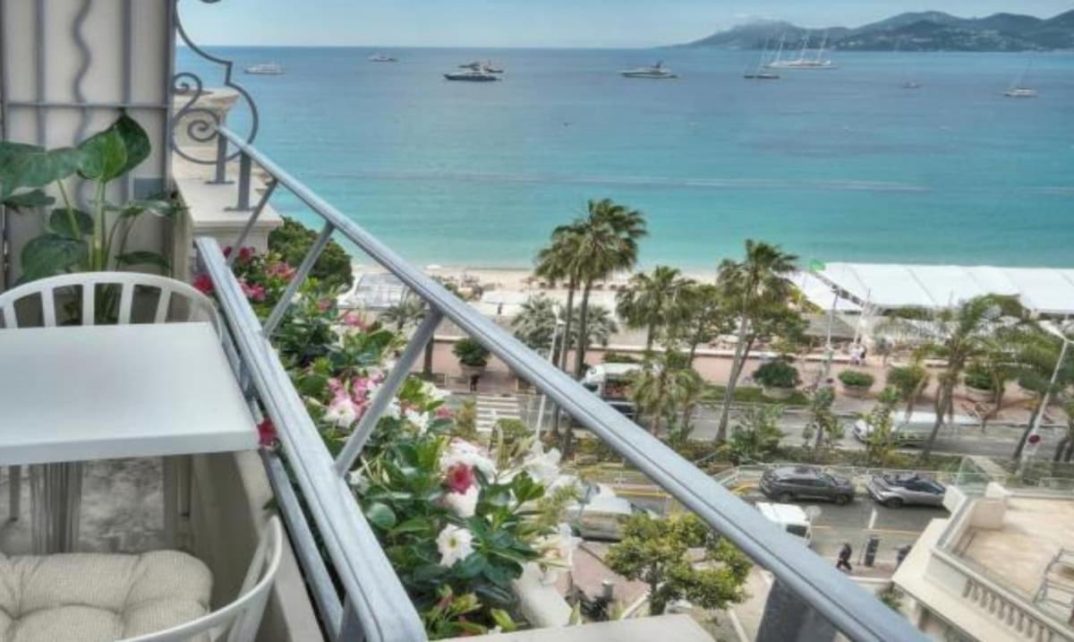 1 Bedroom - M6 Apartment Cannes