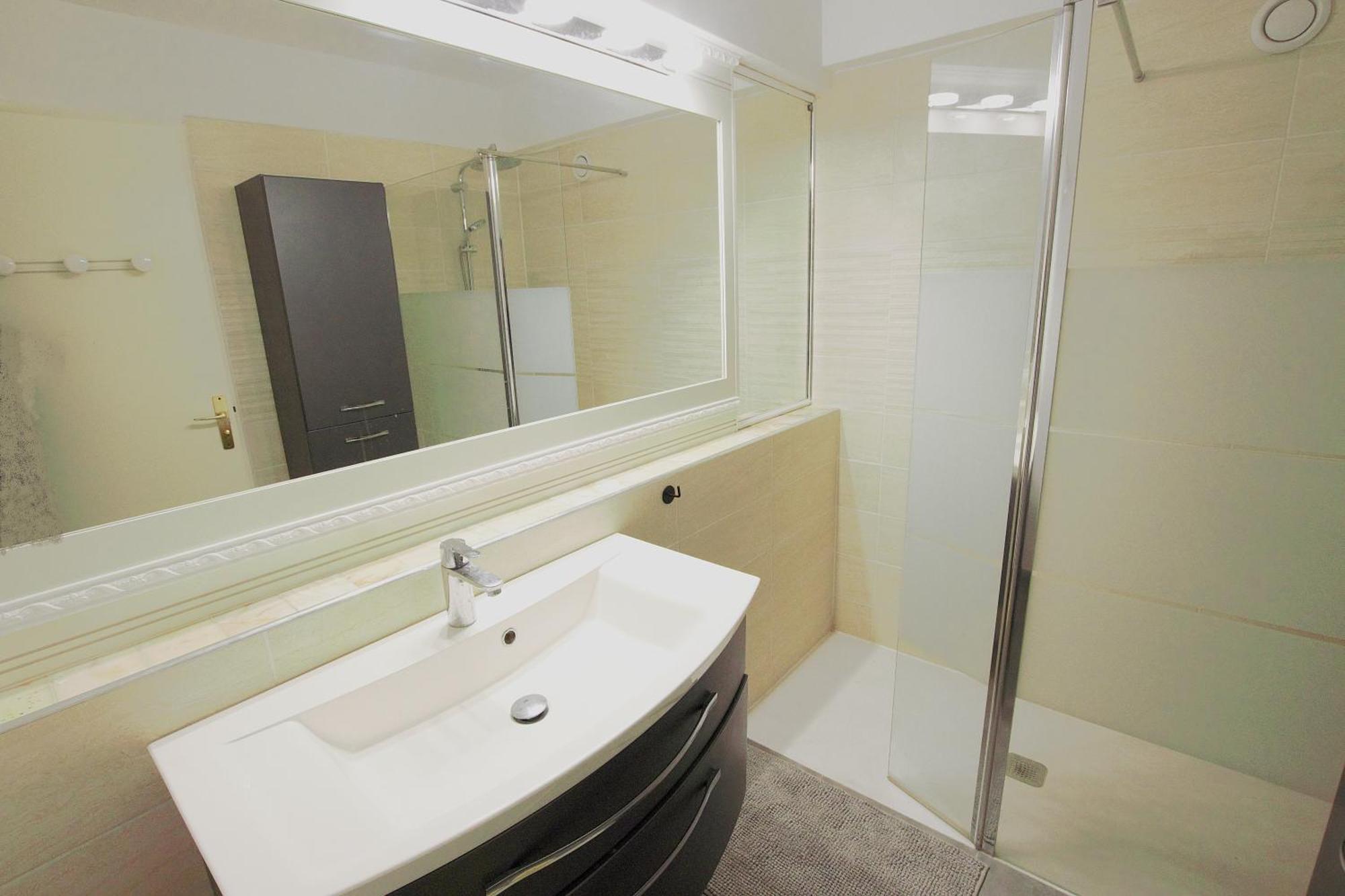 Apartment Palm - Fully Fitted - 2 Bedrooms