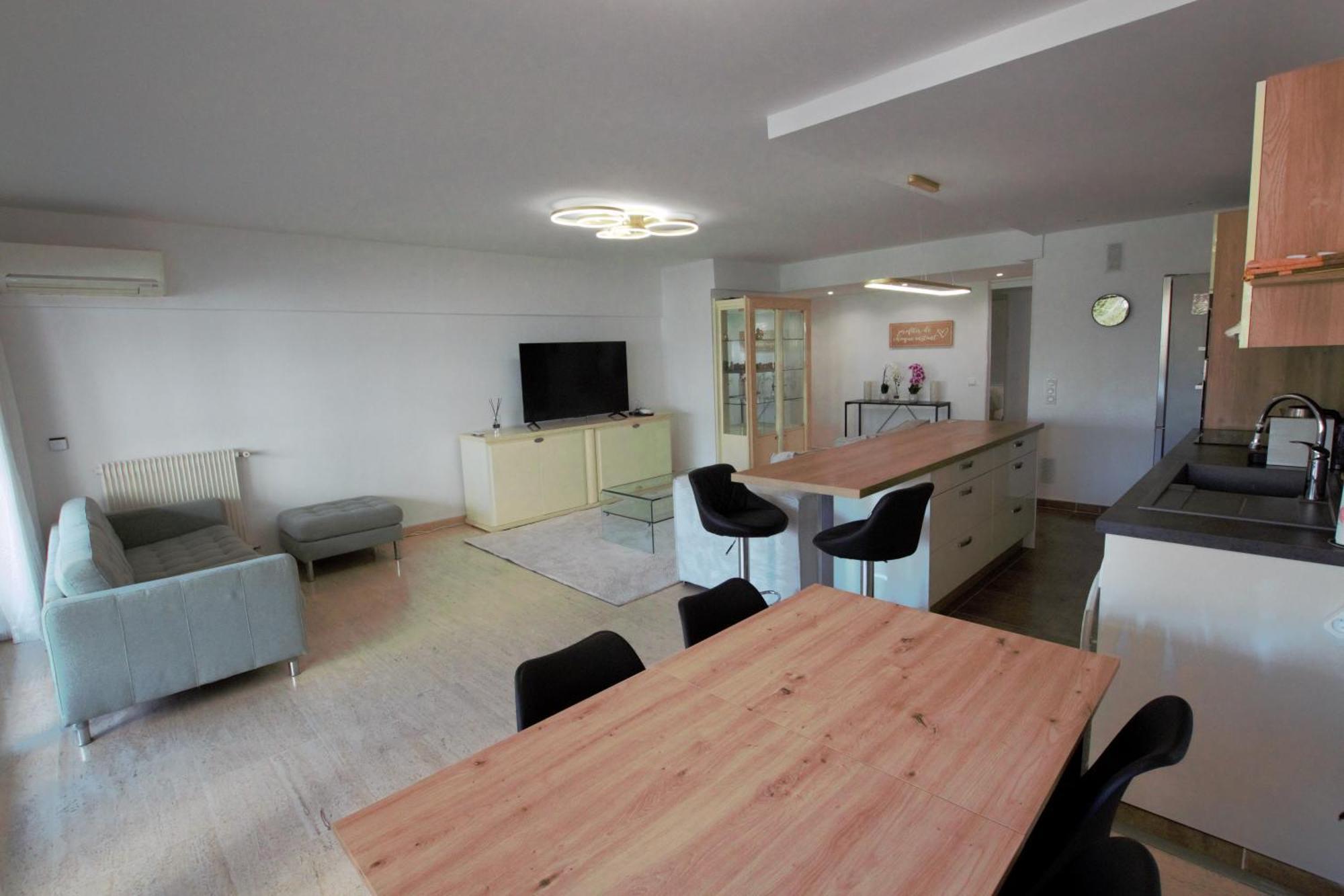 Palm - Fully Fitted - 2 Bedrooms Apartment Cannes