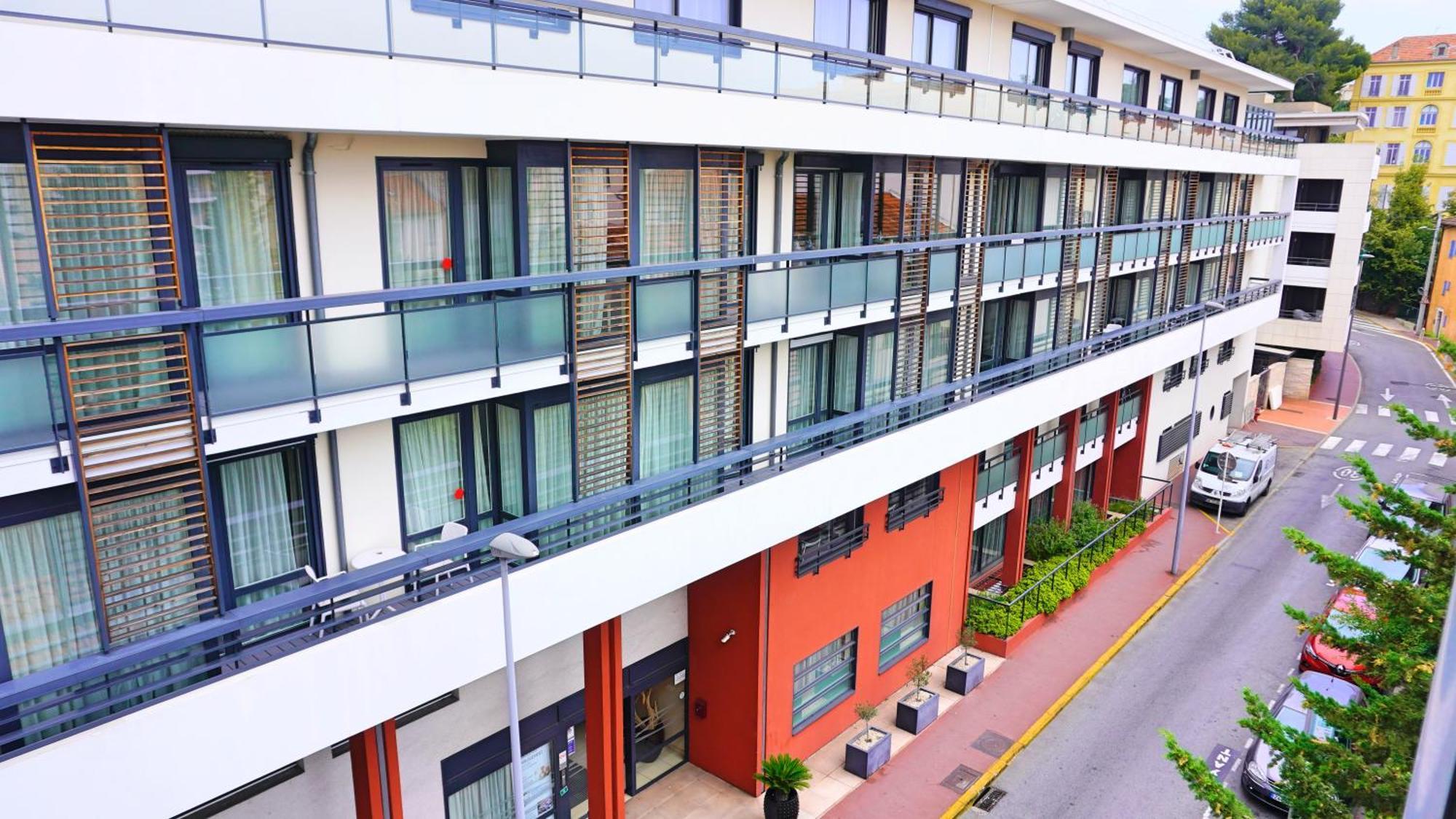 Apartment Proche Carlton & Croisette, 303 *