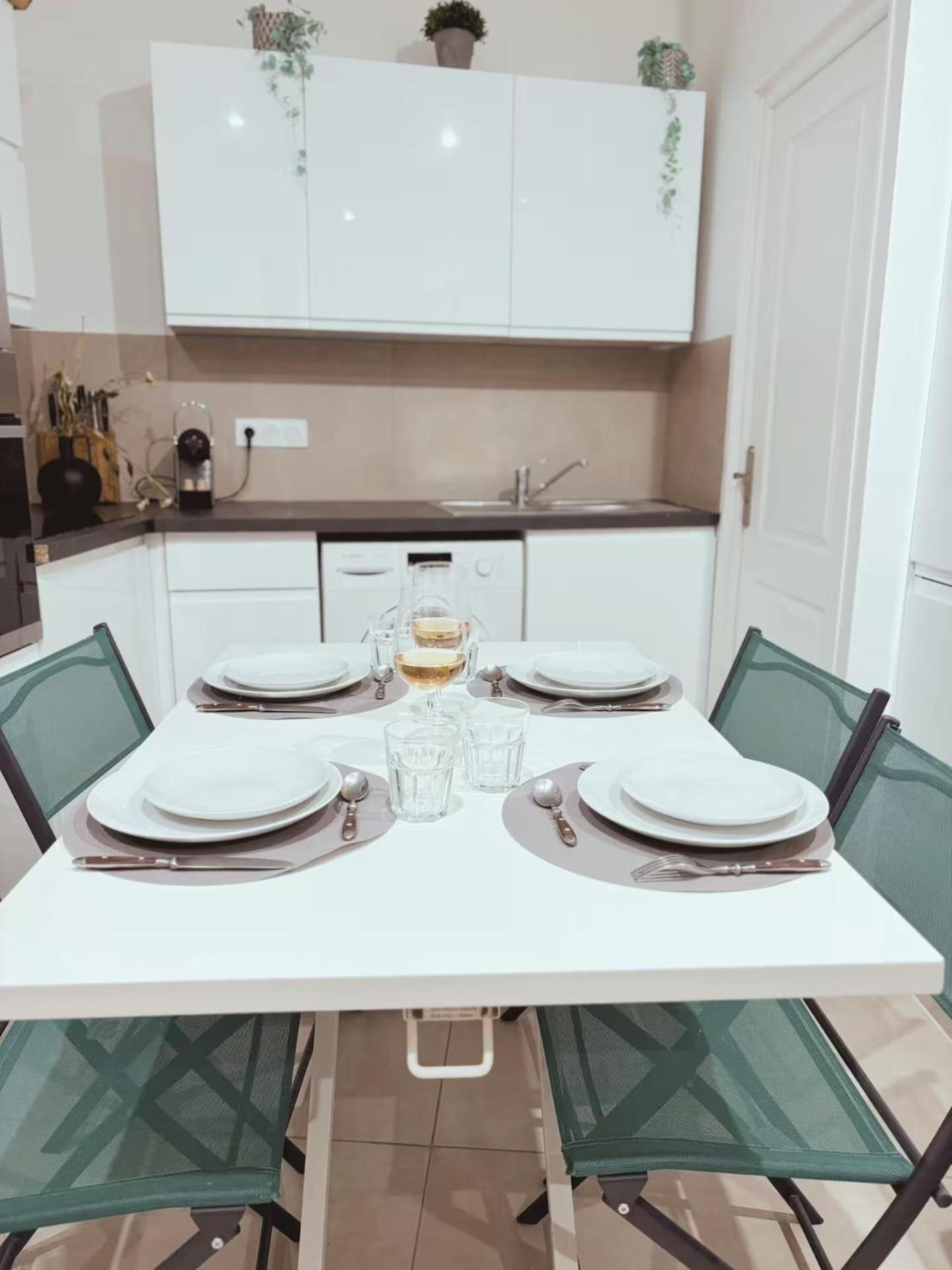 Apartment Palm T2 Borniol *