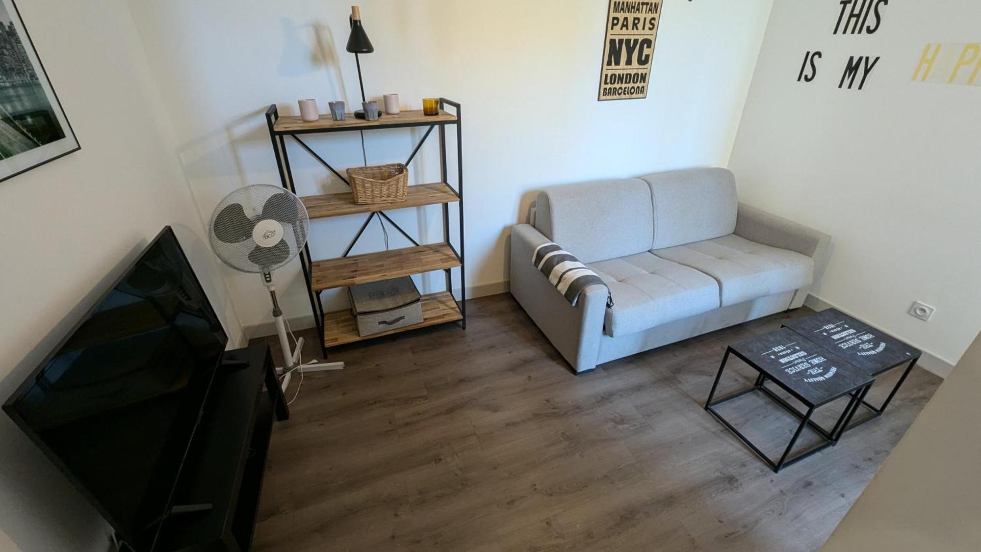 Les Trois Mai Apartment *