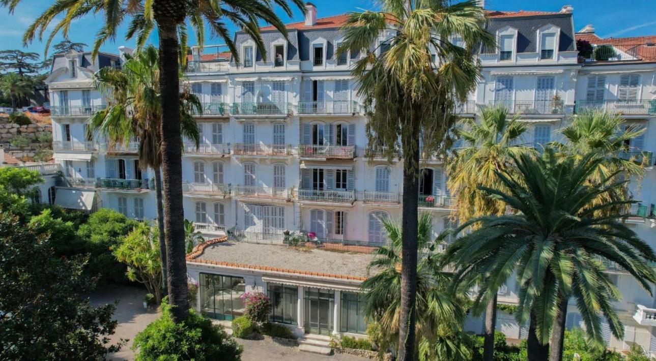 Palais T2 300m De La Parking En Apartment