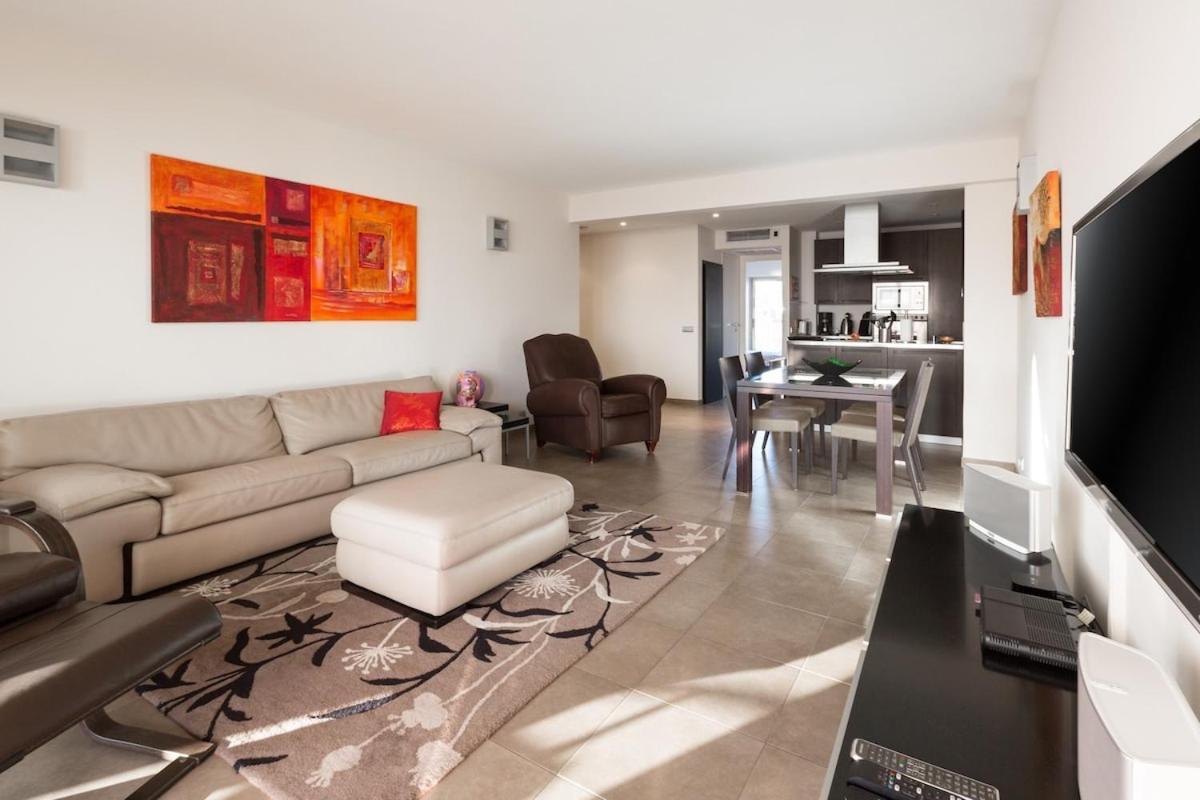 Luxury Croisette Sea View Facing Palais Cannes