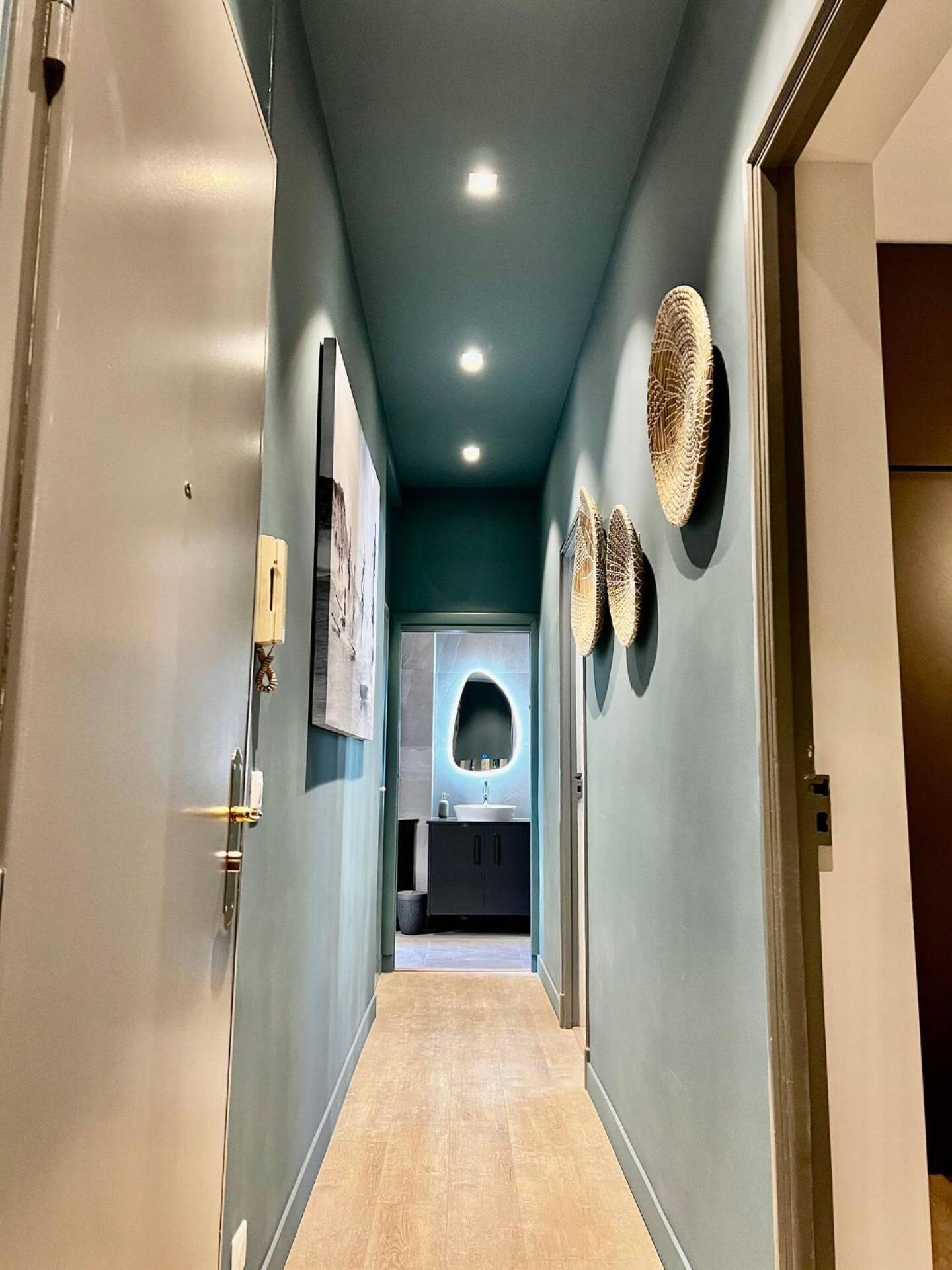 Charming 2 Bedrooms & 1 Sofa Bed Renovated 3P3 * Cannes
