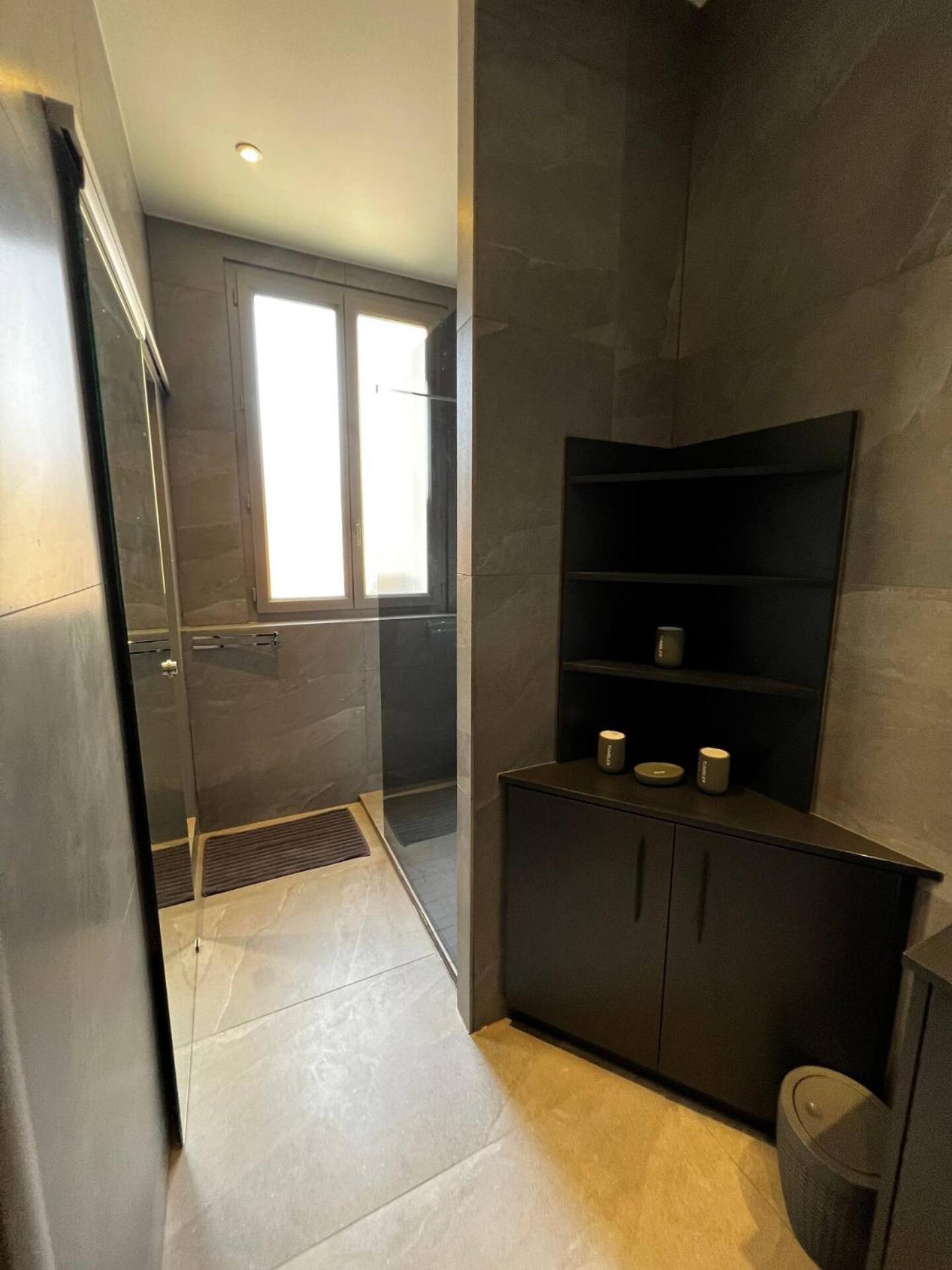 Charming 2 Bedrooms & 1 Sofa Bed Renovated 3P3 Apartment Cannes