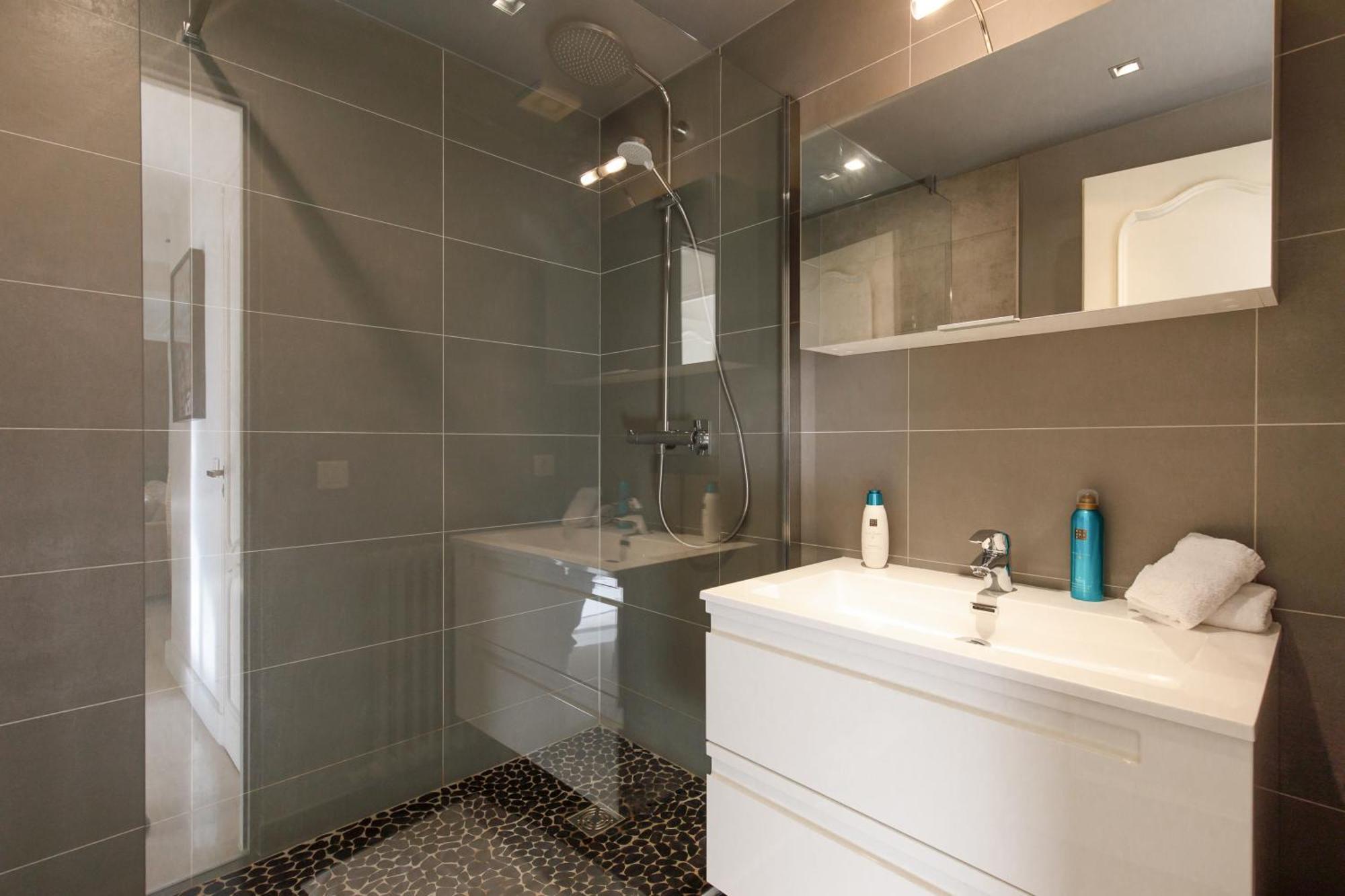 Le Palais Royal Elegant Confortable -balcon 100 Metres Croisette Apartment Cannes