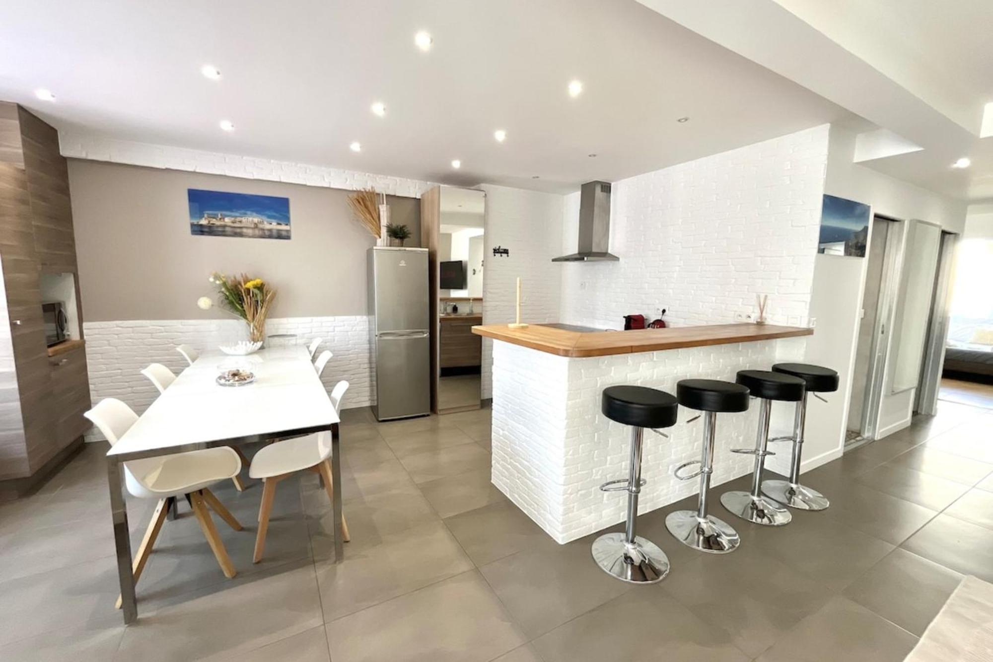 Perfect 3 Bedroom Center - Close Croisette * Cannes