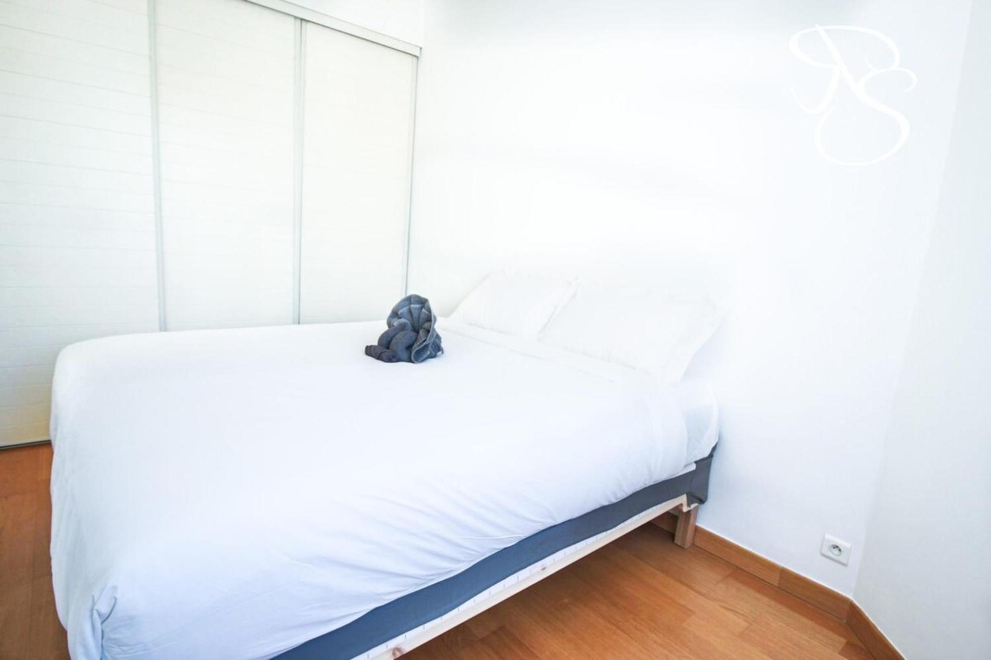 3 Bedrooms With Sea View - 4 Min Palais & Beaches *