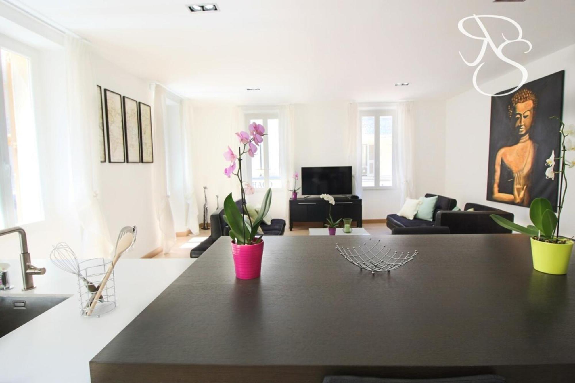 Renovated 3 Bedrooms With Patio - Heart Of