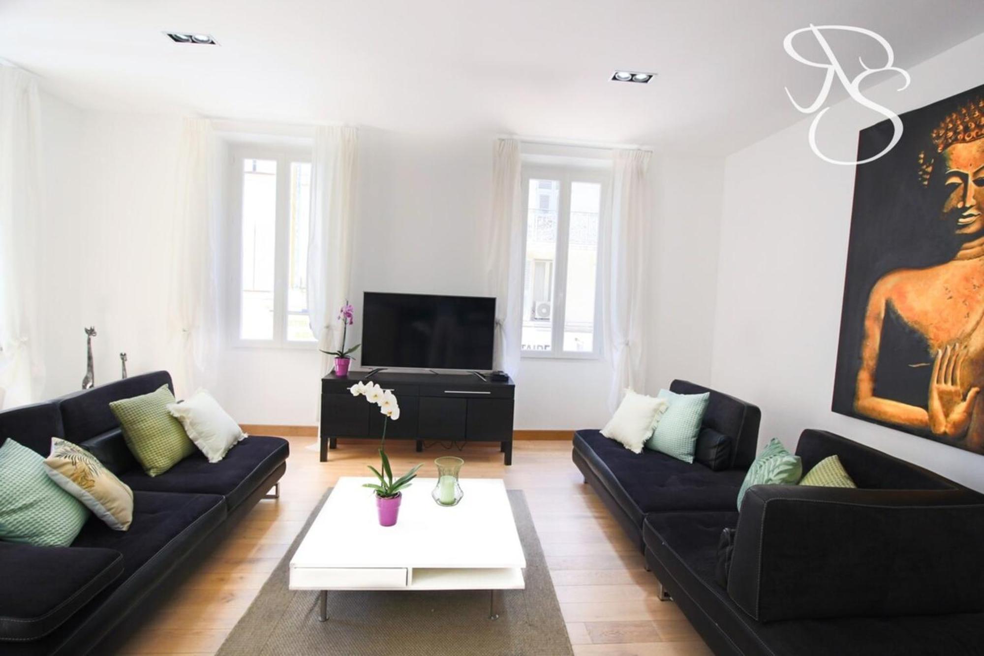 Renovated 3 Bedrooms With Patio - Heart Of Apartment Cannes