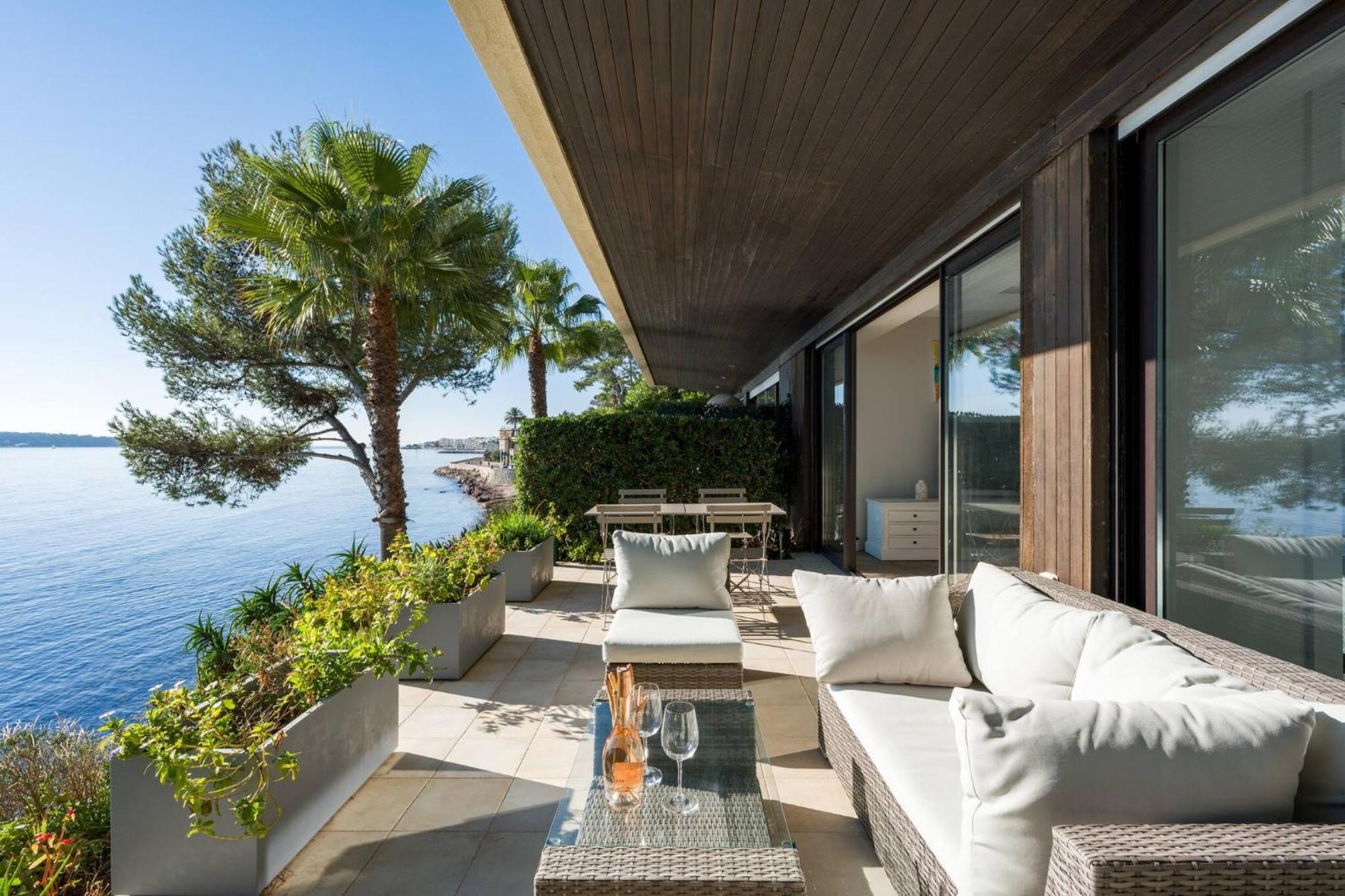 Appartement Adriana By Terry's Homes Waterfront Seaview *