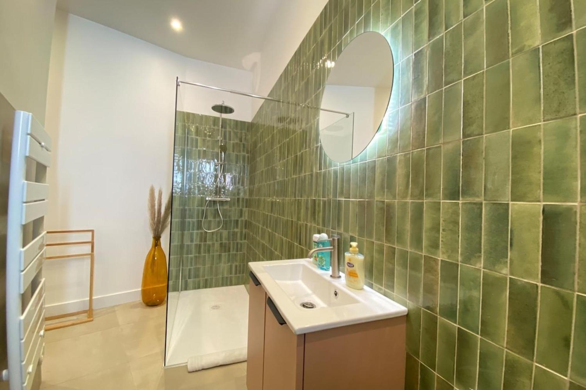 New In Forville With Balcony Cannes