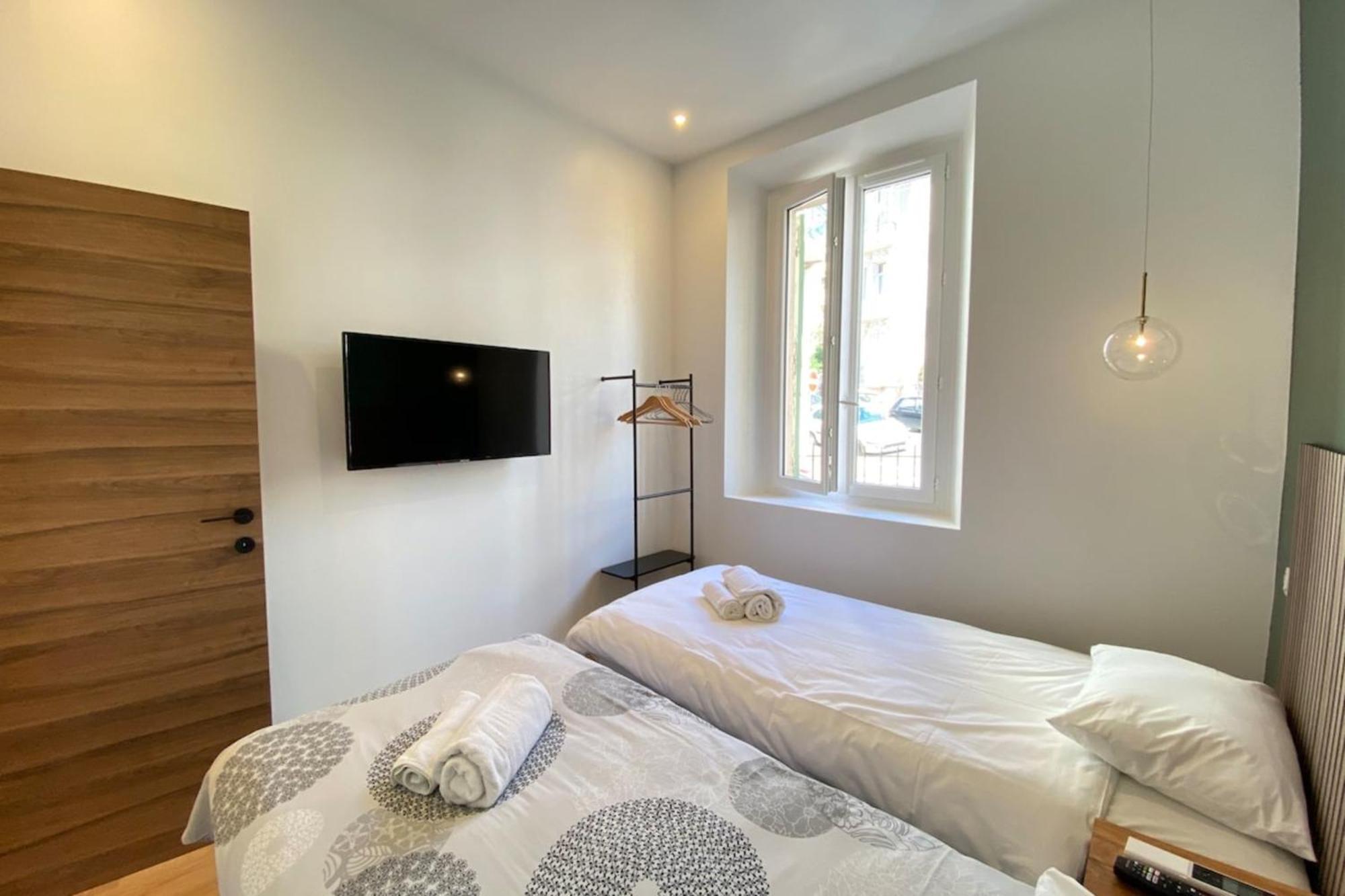 New In Forville With Balcony * Cannes