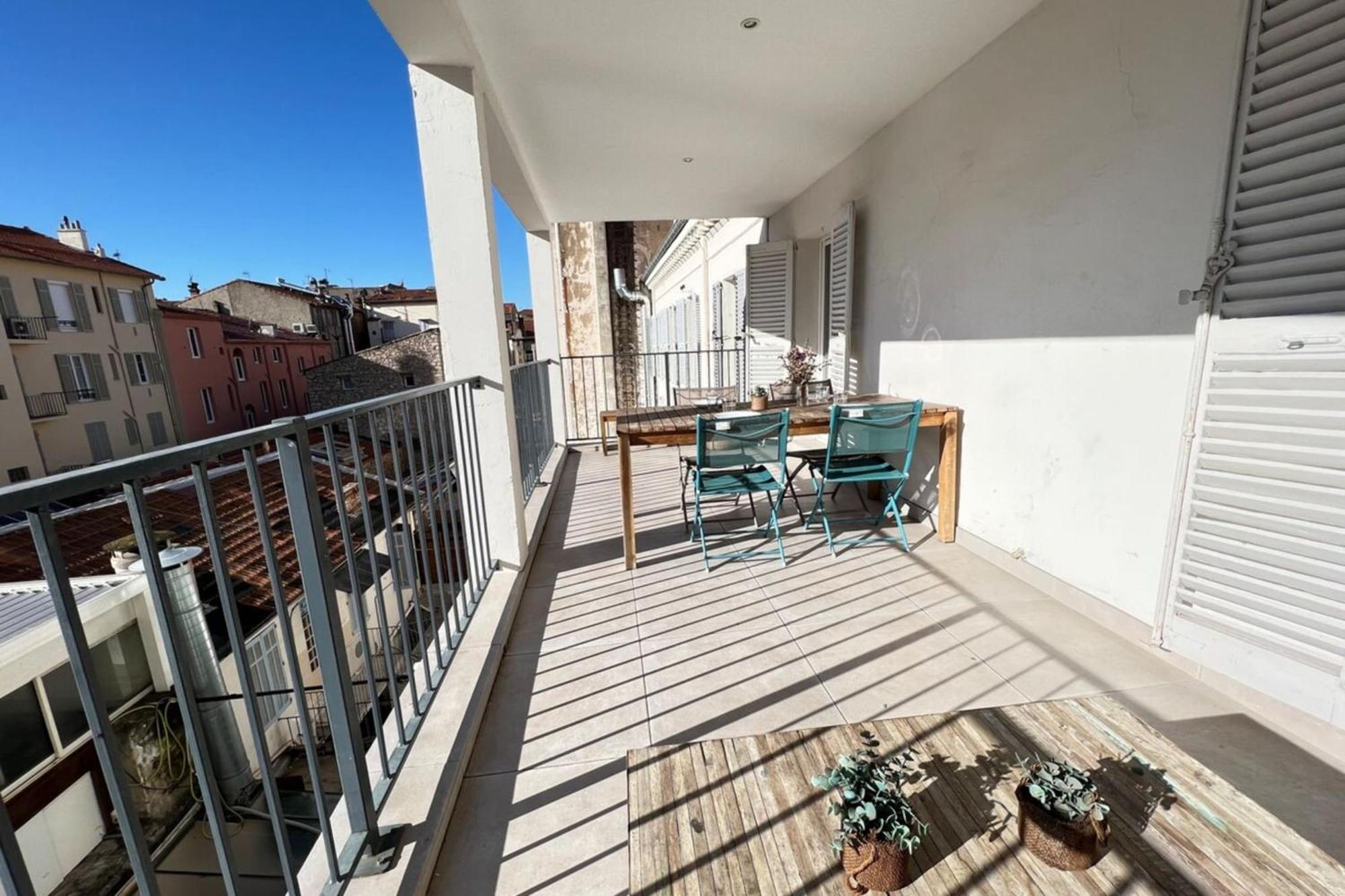 Appartement Beautiful 3 Bedrooms In *