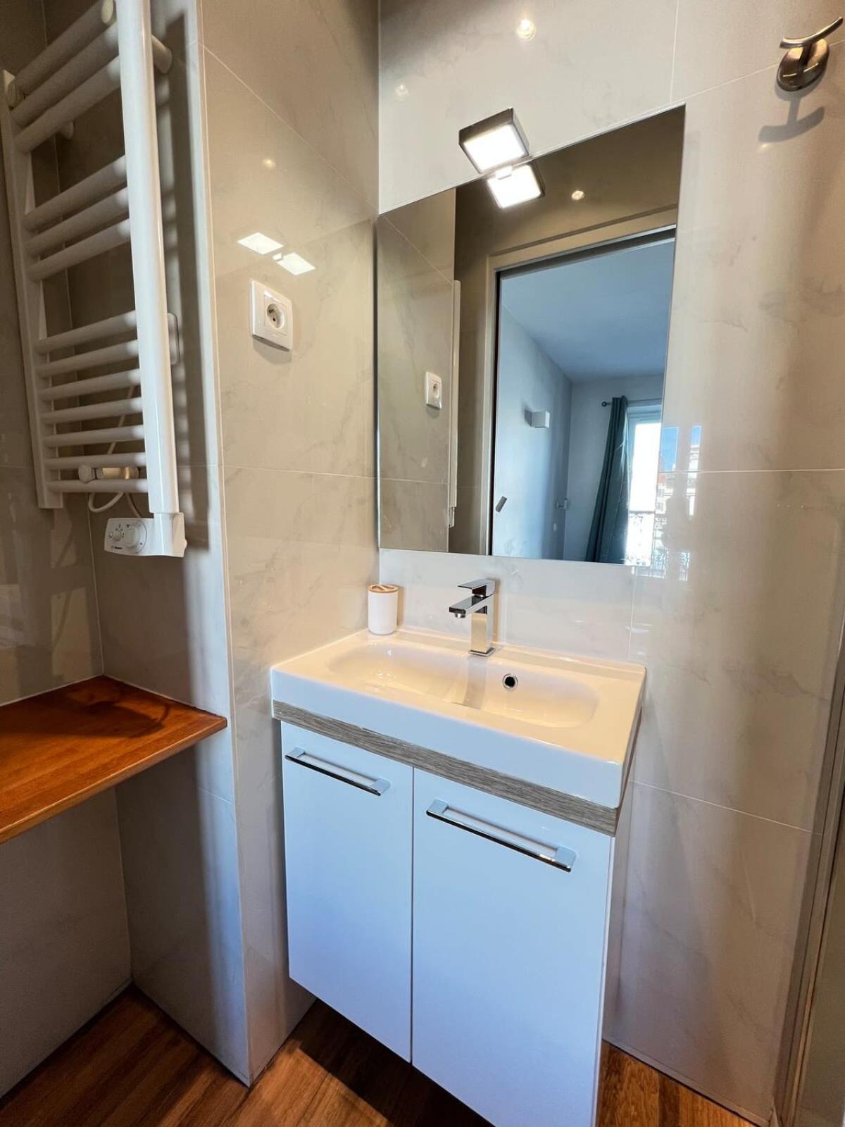 Appartement Beautiful 3 Bedrooms In *