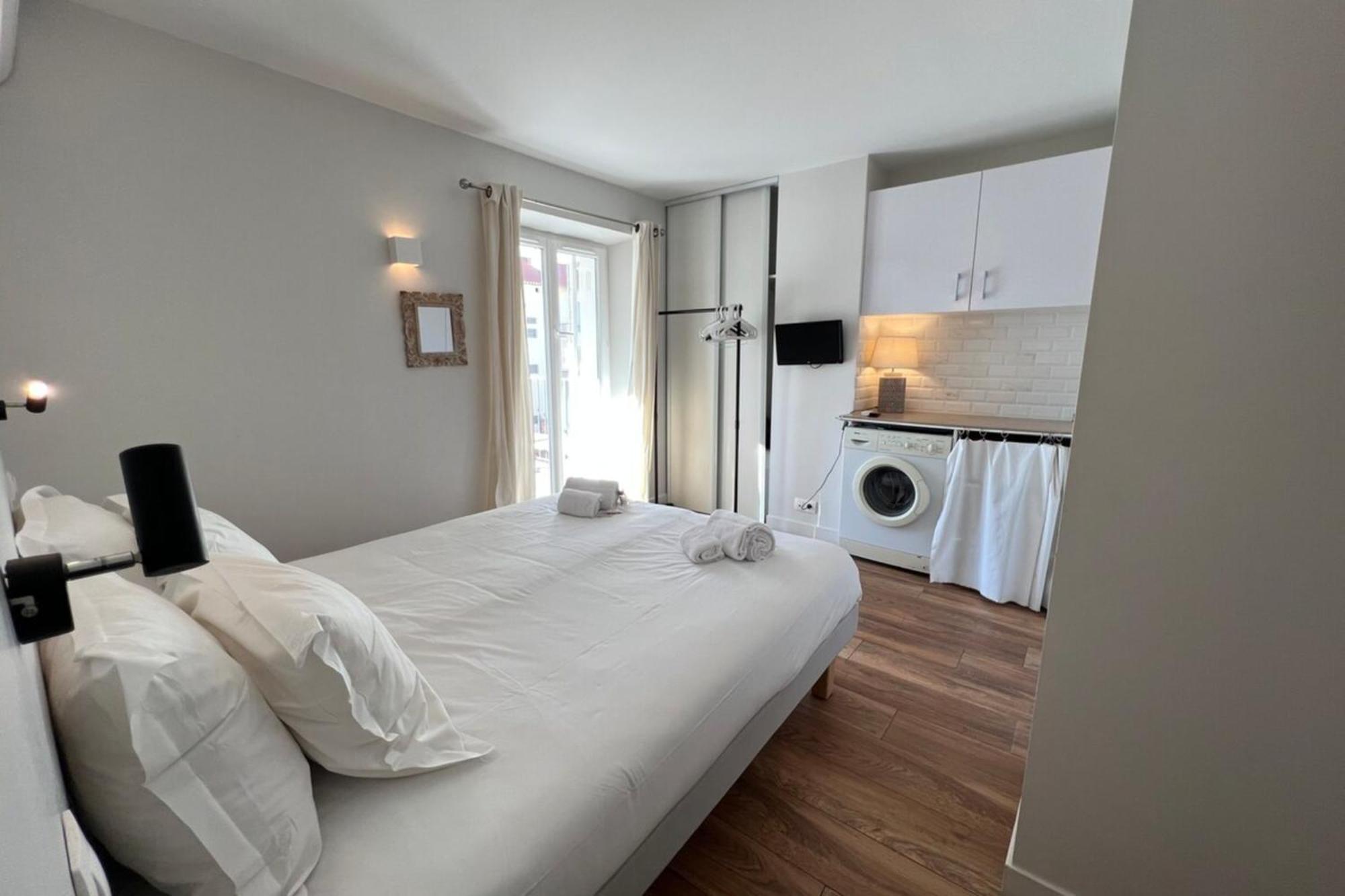 Beautiful 3 Bedrooms In Appartement Cannes
