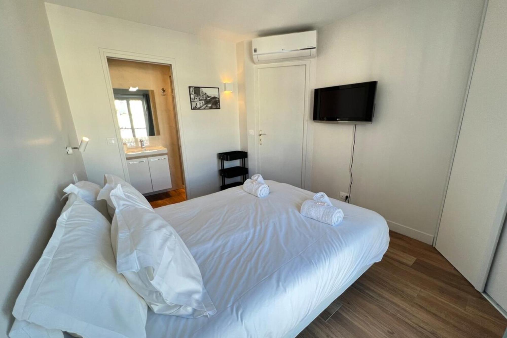 Beautiful 3 Bedrooms In Appartement *