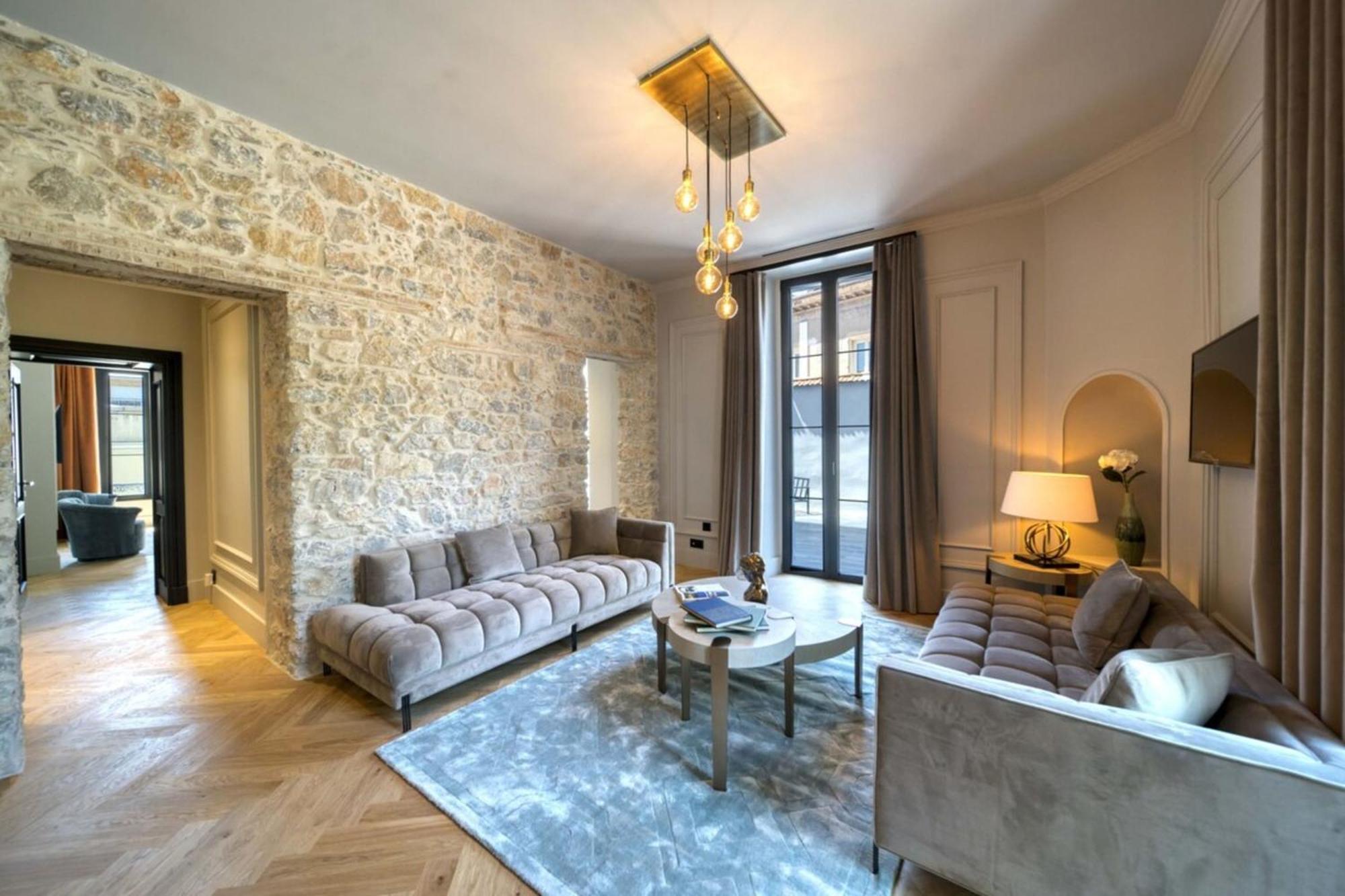 Marvellous 5 Bed Centre * Cannes