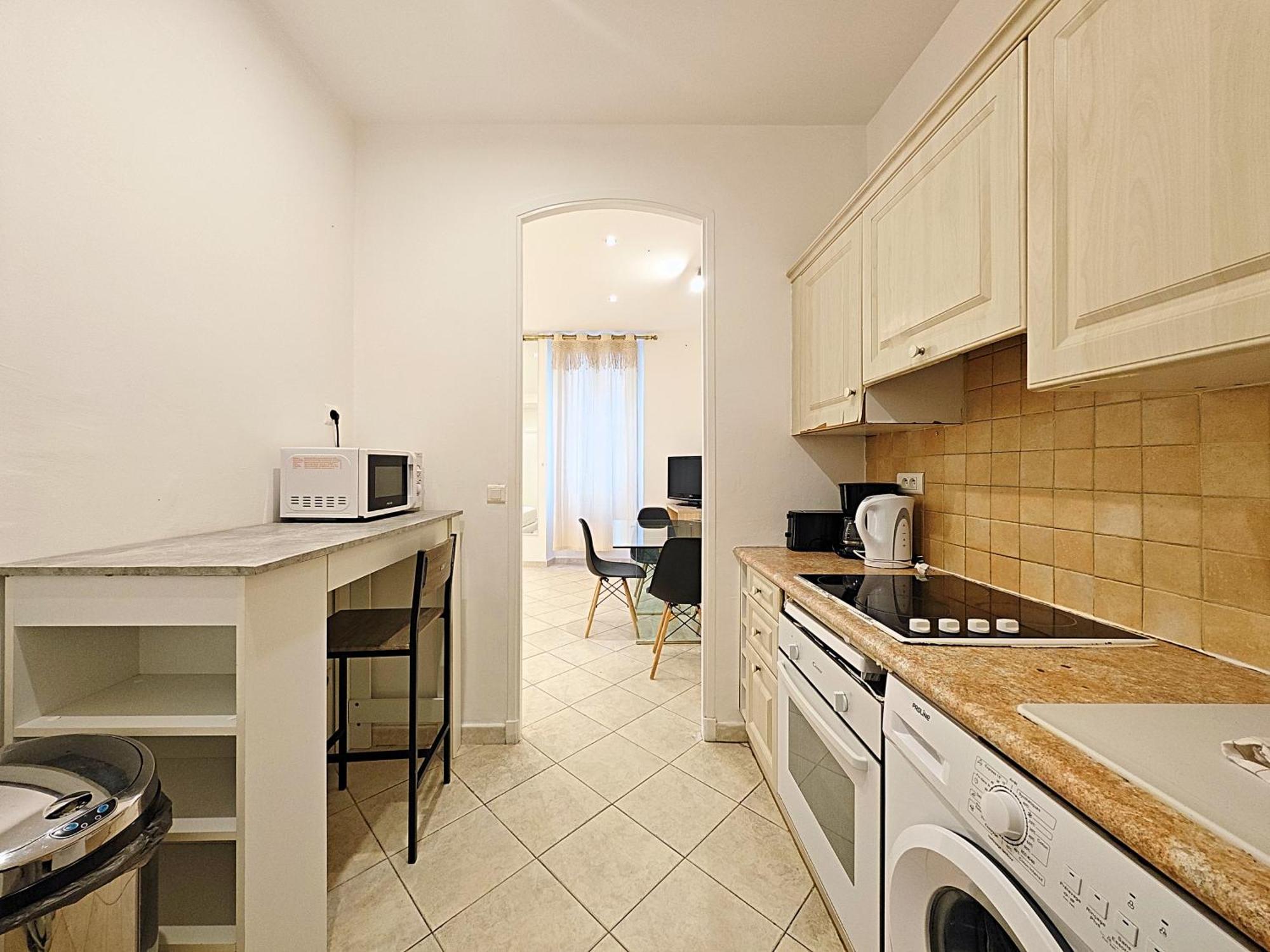 Viva Riviera 11 Rue Commandant Andre *