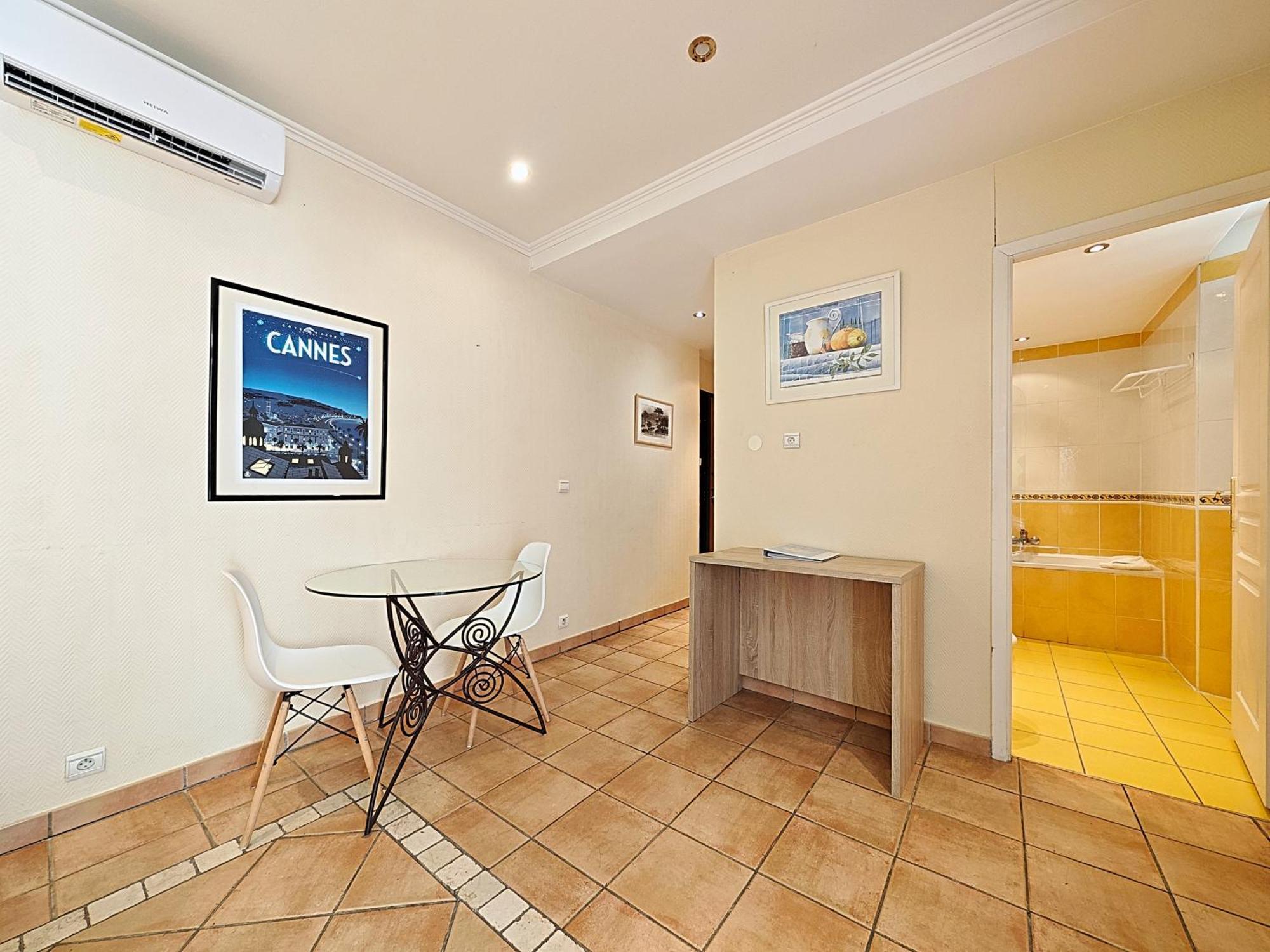 Viva Riviera Commandant Andre Apartment