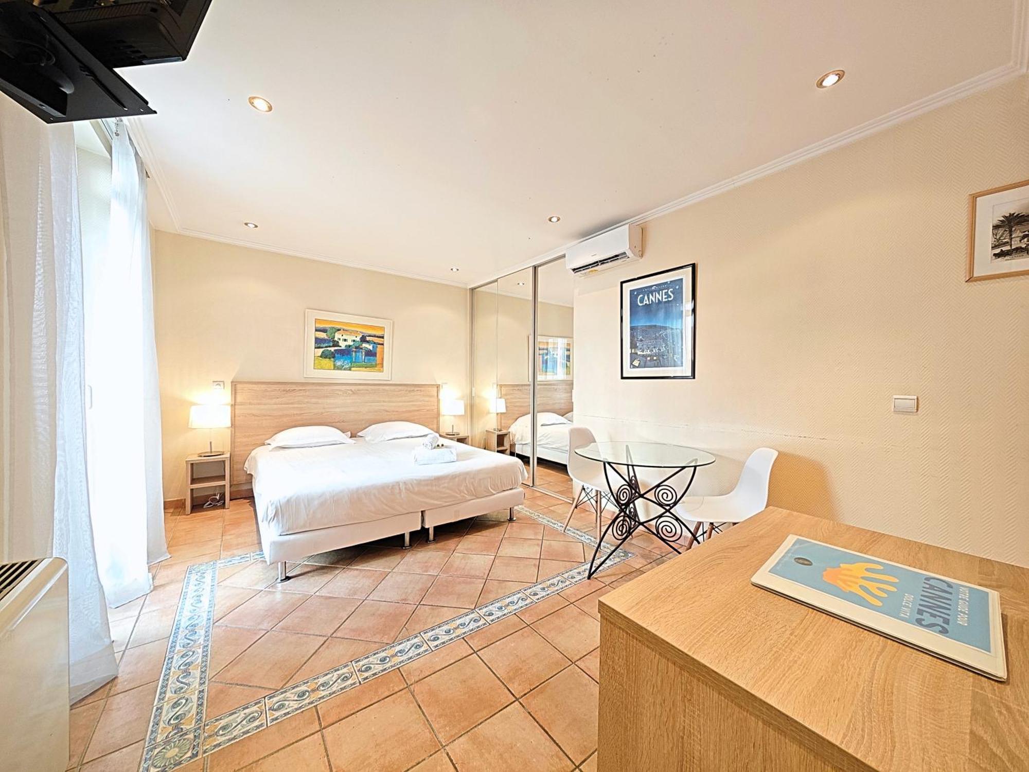 Viva Riviera Commandant Andre Apartment *