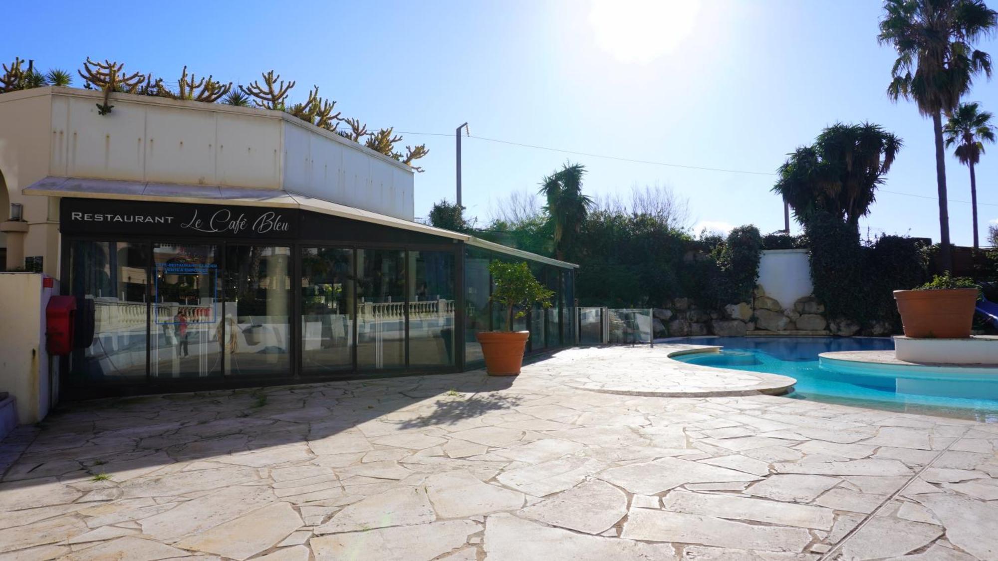 556, Vue Et Piscine By Palmazur Cannes