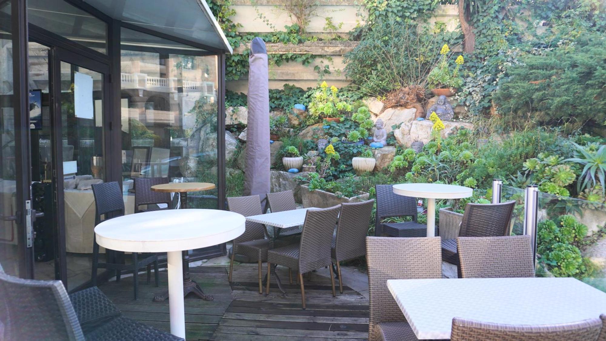 556, Vue Et Piscine By Palmazur Cannes