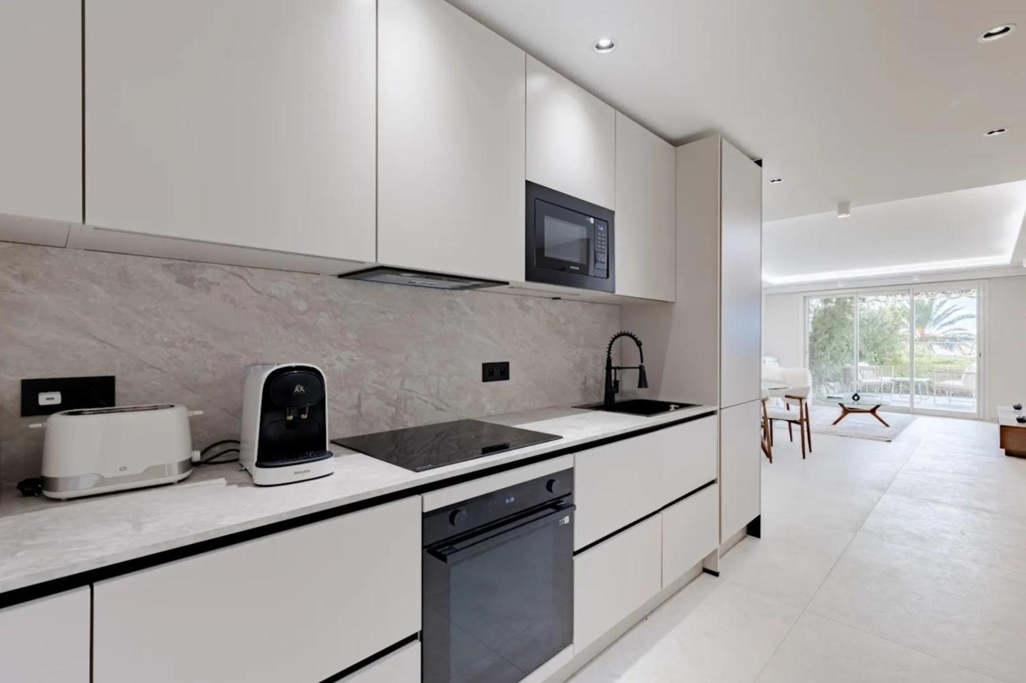 Apartment Luxueux Avec Jardin Suspendu Vue 10 Min Du Palais