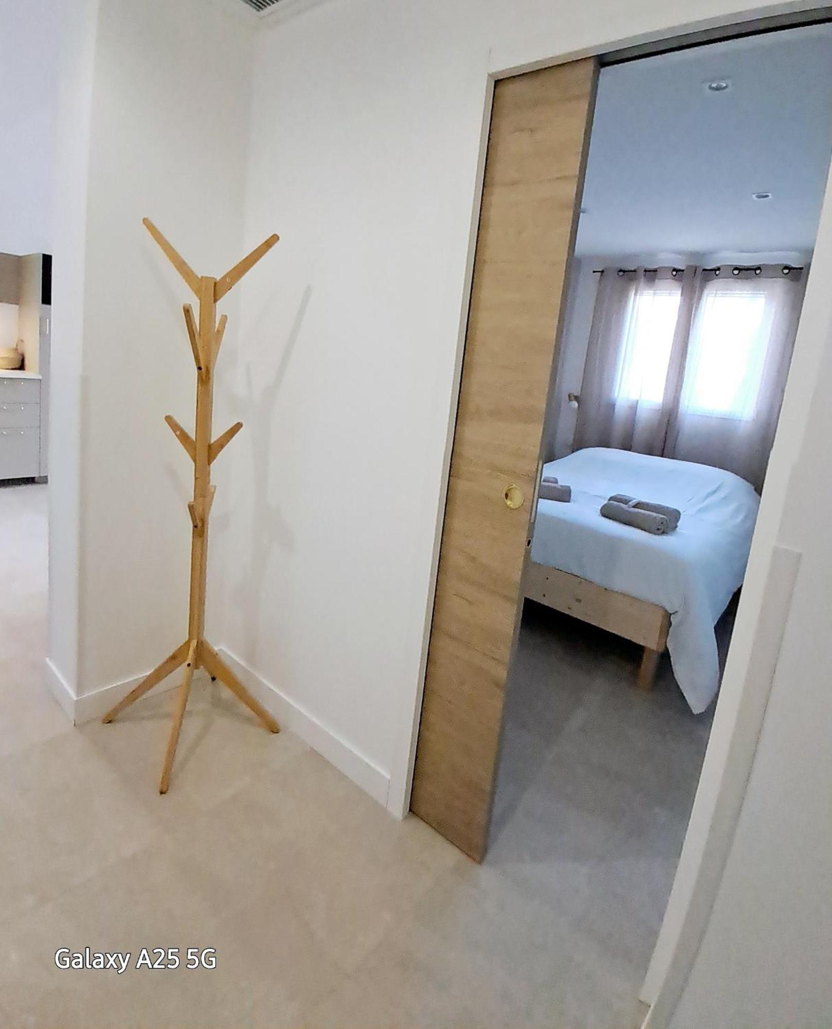 Apartment 4 Personnes Situe A 2 Pas De La Croisette Et Des Plages Cannes