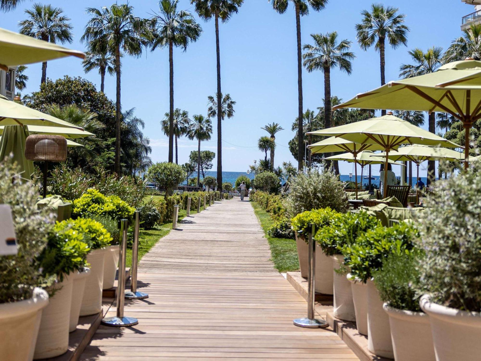 Mondrian Hotel 5*