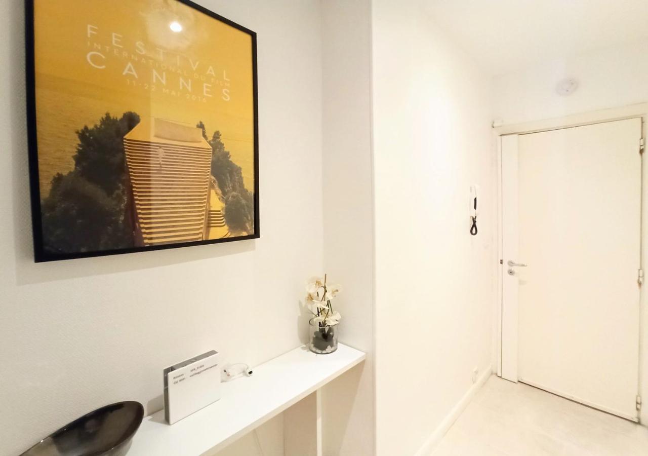 Viva Riviera - 19 Rue Des Freres Pradignac *